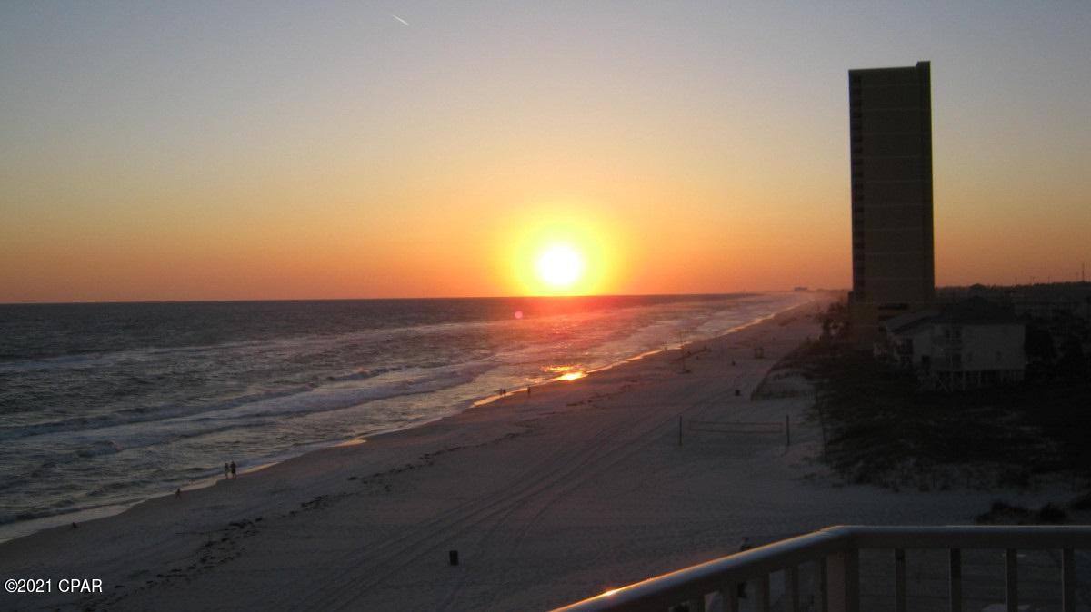 Emerald Isle - Residential