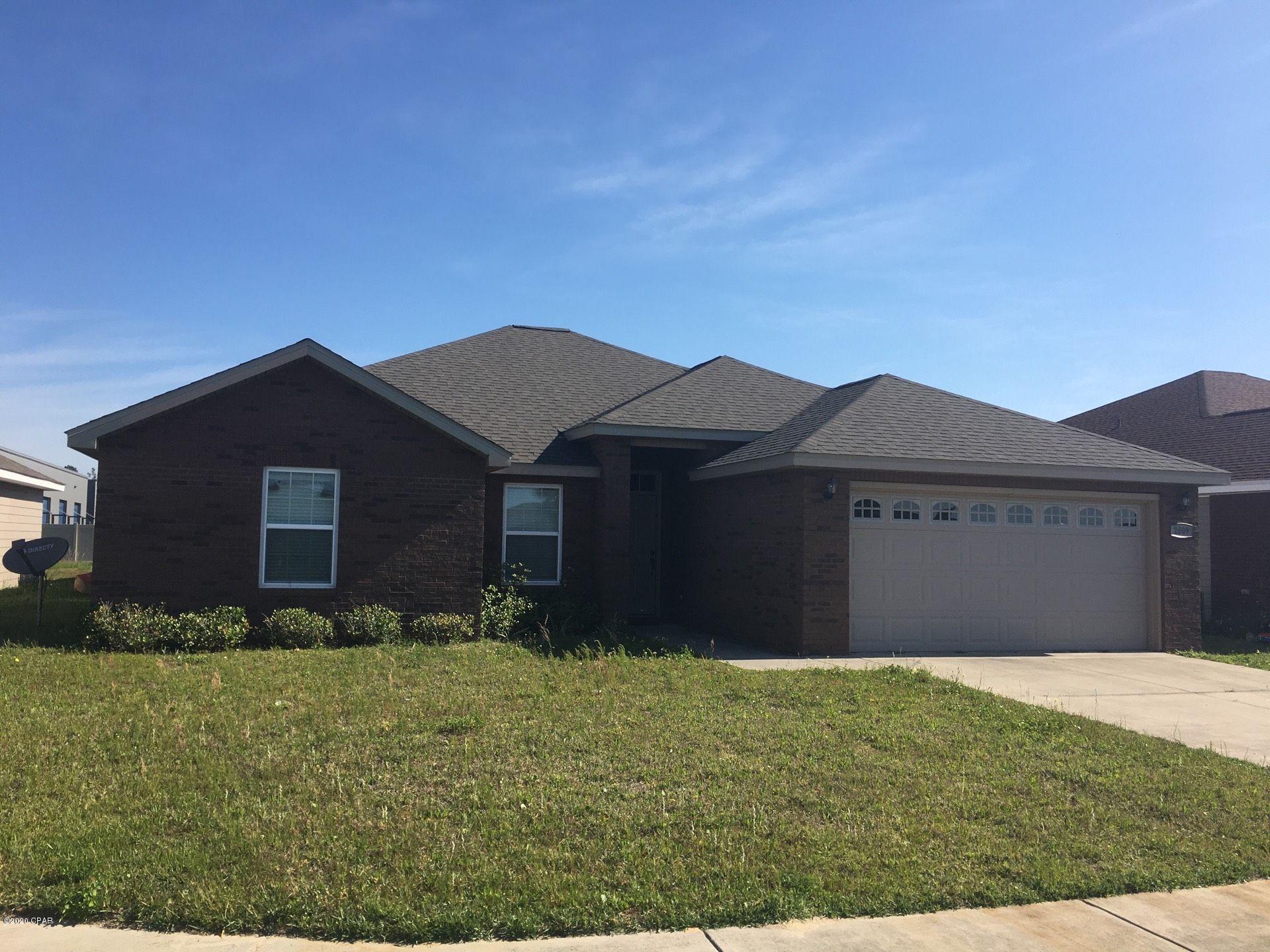*1/2 off deposit for active military*



This home offers 3 Bedrooms and 2 Baths, located in Cedar's Crossing Subdivision. This home features 10' ceiling, recessed lighting, and an open floor plan. Living room has french doors leading out into the back patio. Eat in kitchen features a breakfast bar and all stainless steel appliances. Master bedroom has a tray ceiling, master bath has double sink vanities, garden tub, stand alone shower, and 2 his and her walk in closets. Large laundry room equipped with a washer/dryer connection, 2 car garage, and a large fenced in backyard.



*No Pets*