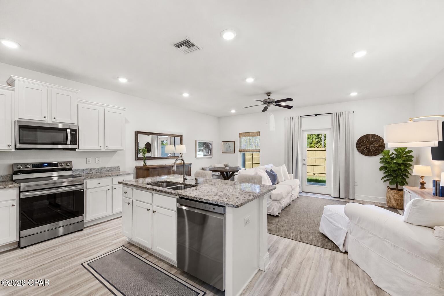[No Recorded Subdiv] - Residential Lease