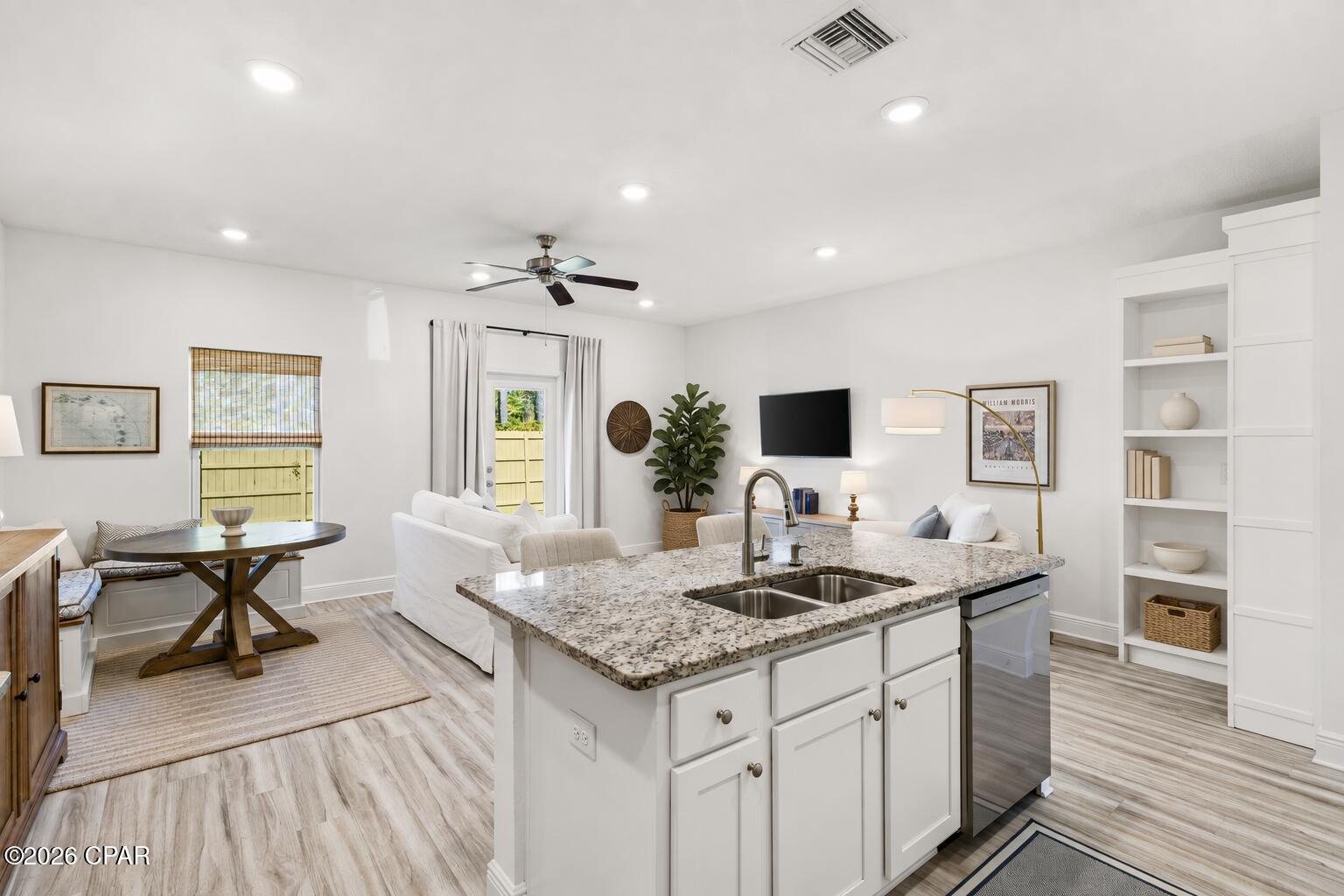 [No Recorded Subdiv] - Residential Lease