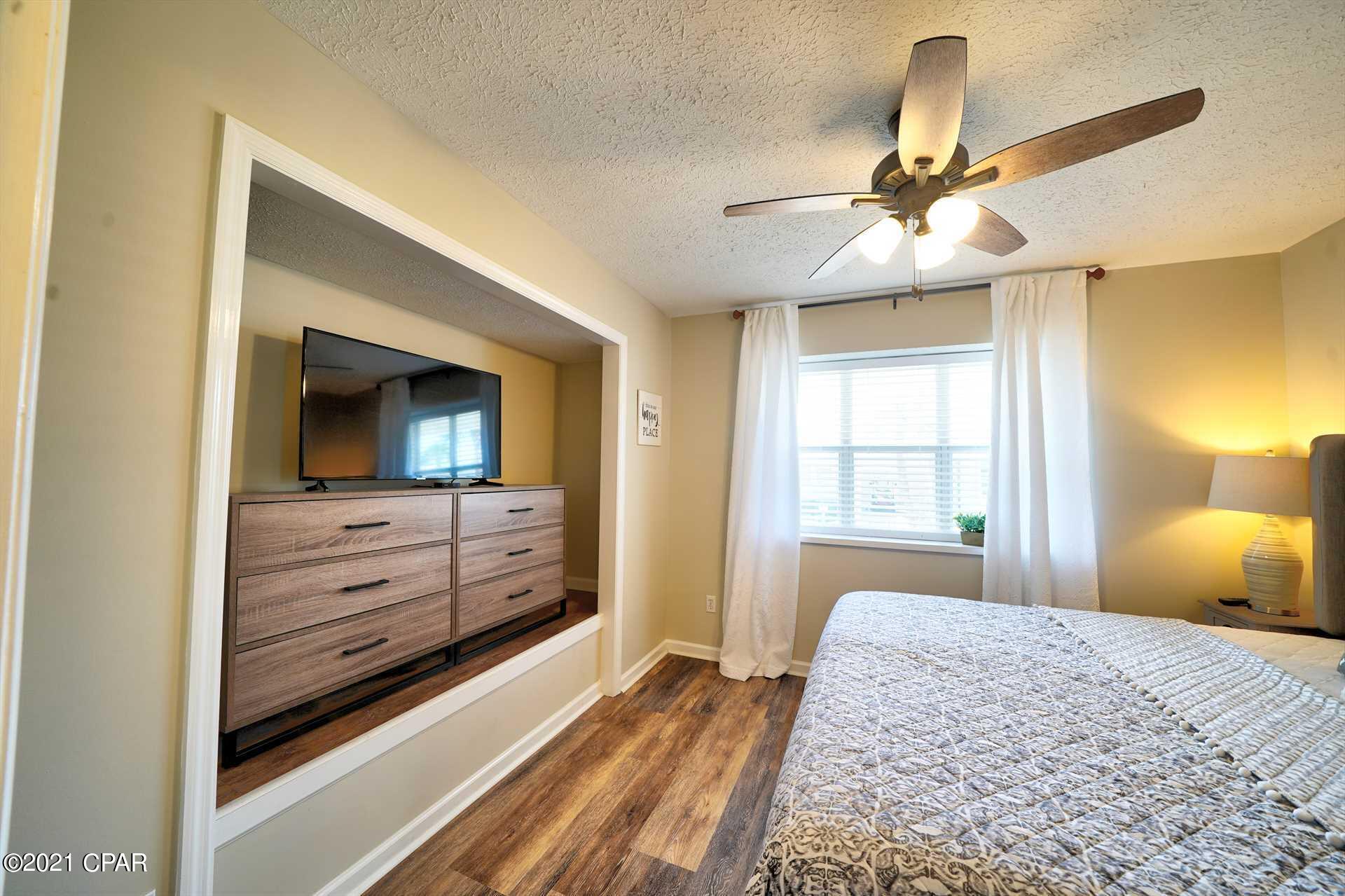 Venture Out Travel Trail - Residential