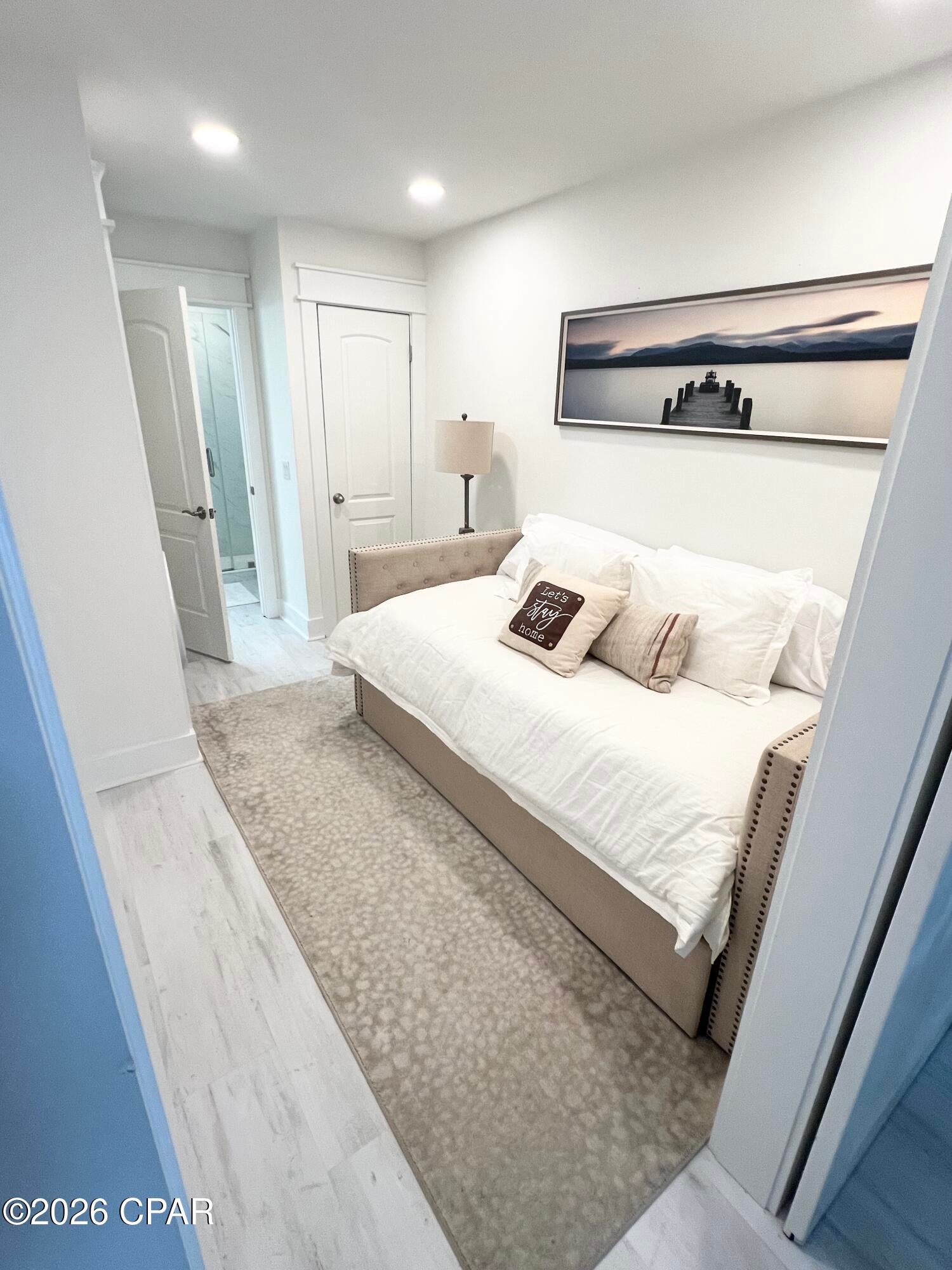 Greenwood Estates 5 - Residential Lease