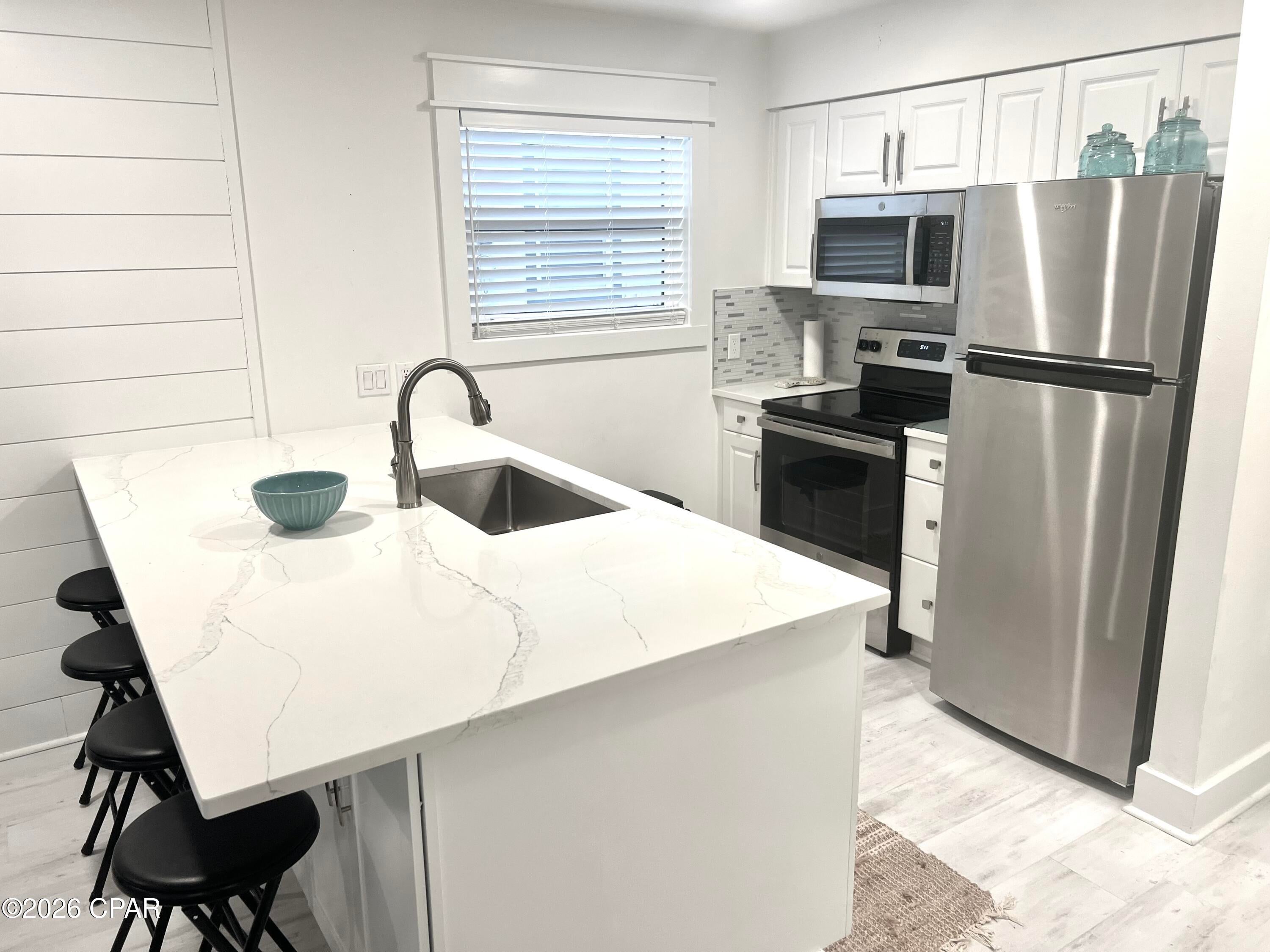 Greenwood Estates 5 - Residential Lease