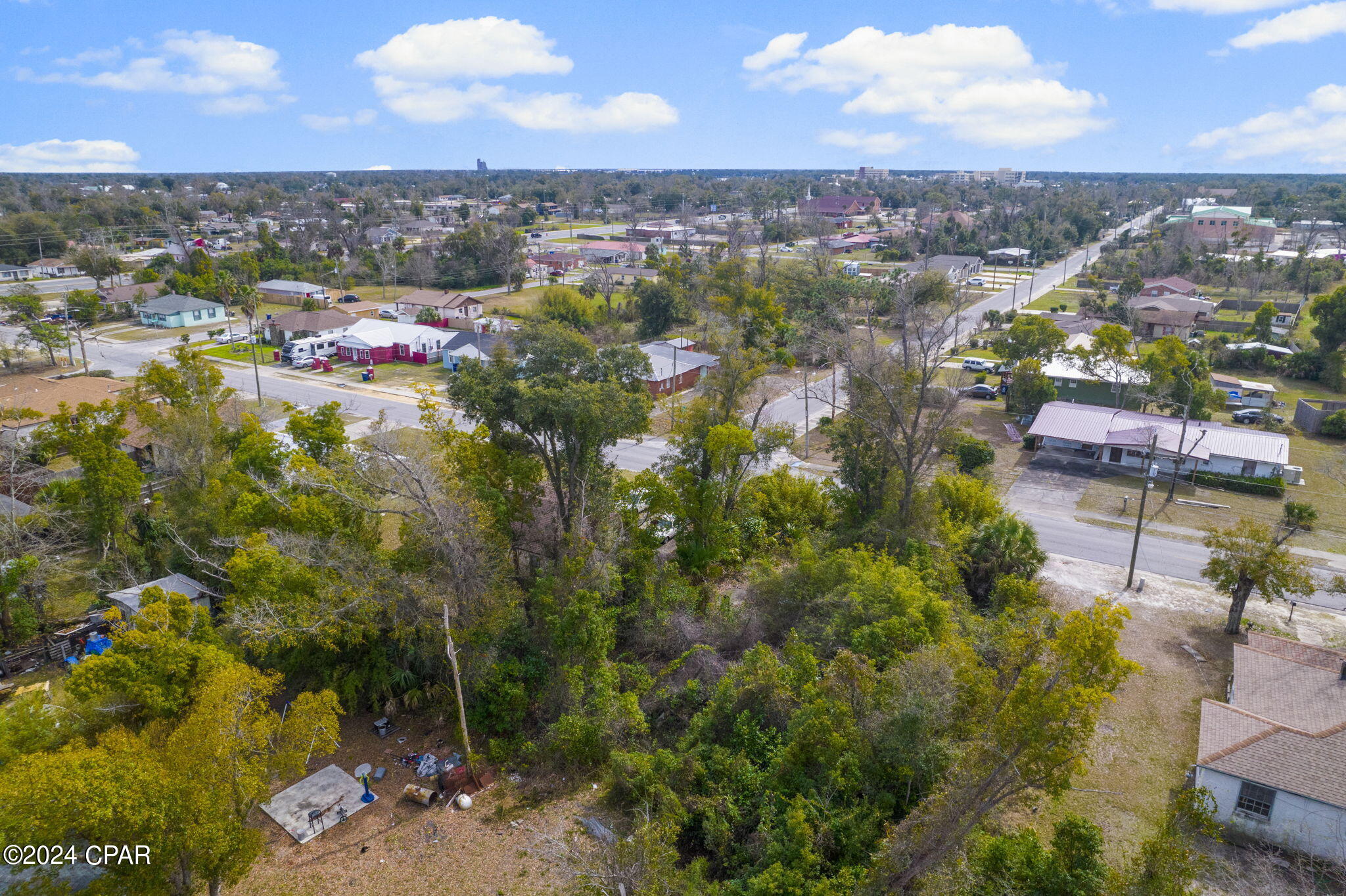Lincoln Park - Land