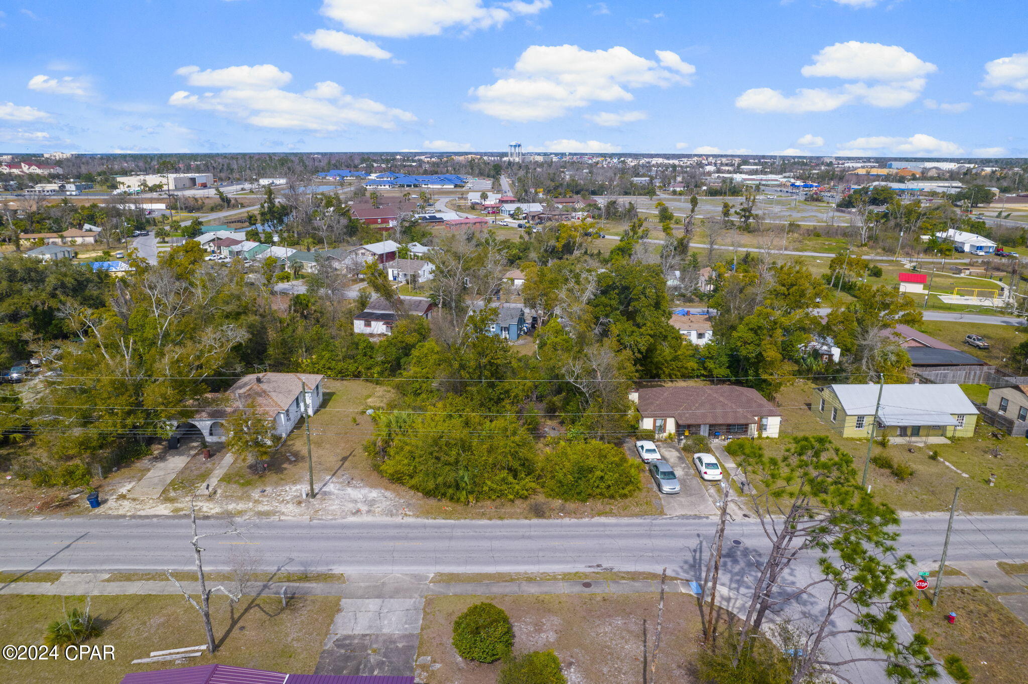 Lincoln Park - Land