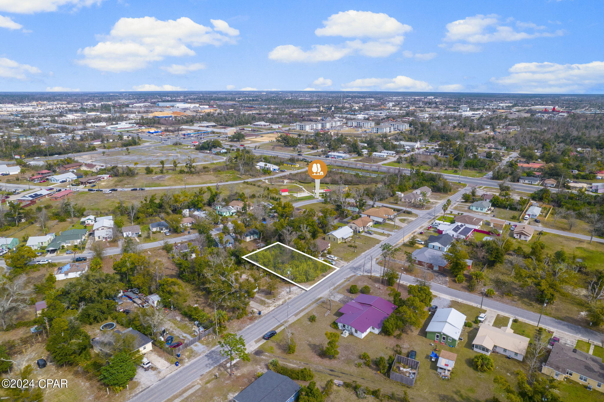 Lincoln Park - Land