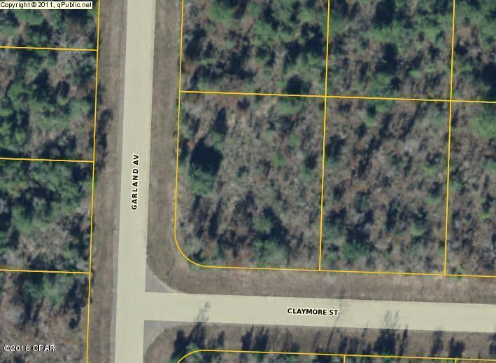 Nice piece of property in Sunny Hills Golf Course Subdivision. Go See All measurements are approximate.  Please measure if important.