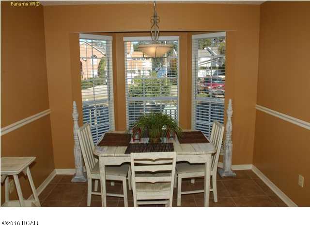 Tropical Bay - Residential Lease