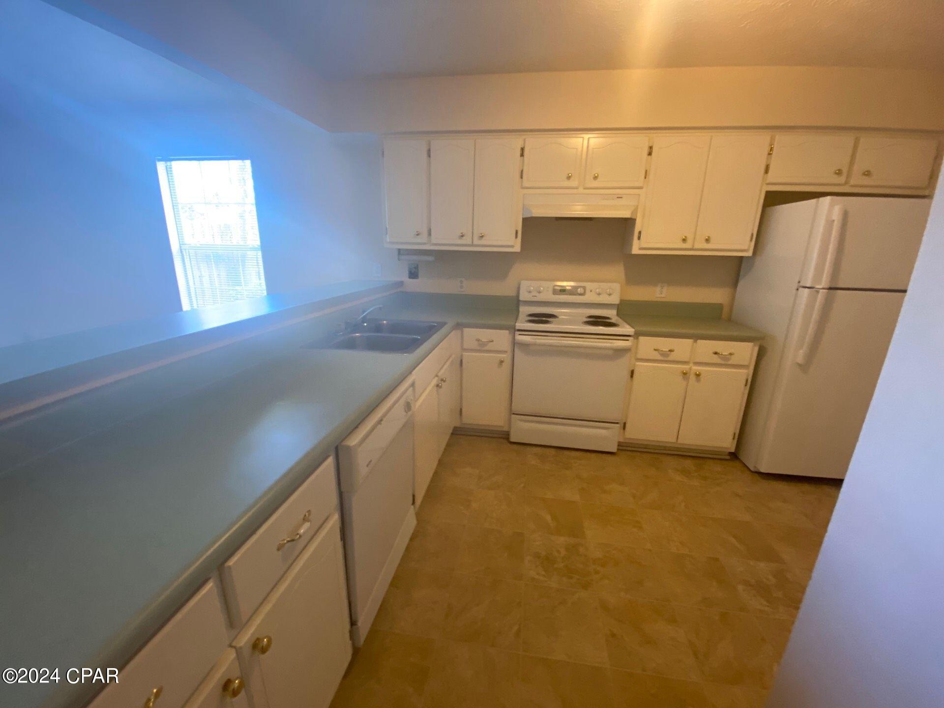 Brittany Woods Park - Residential Lease