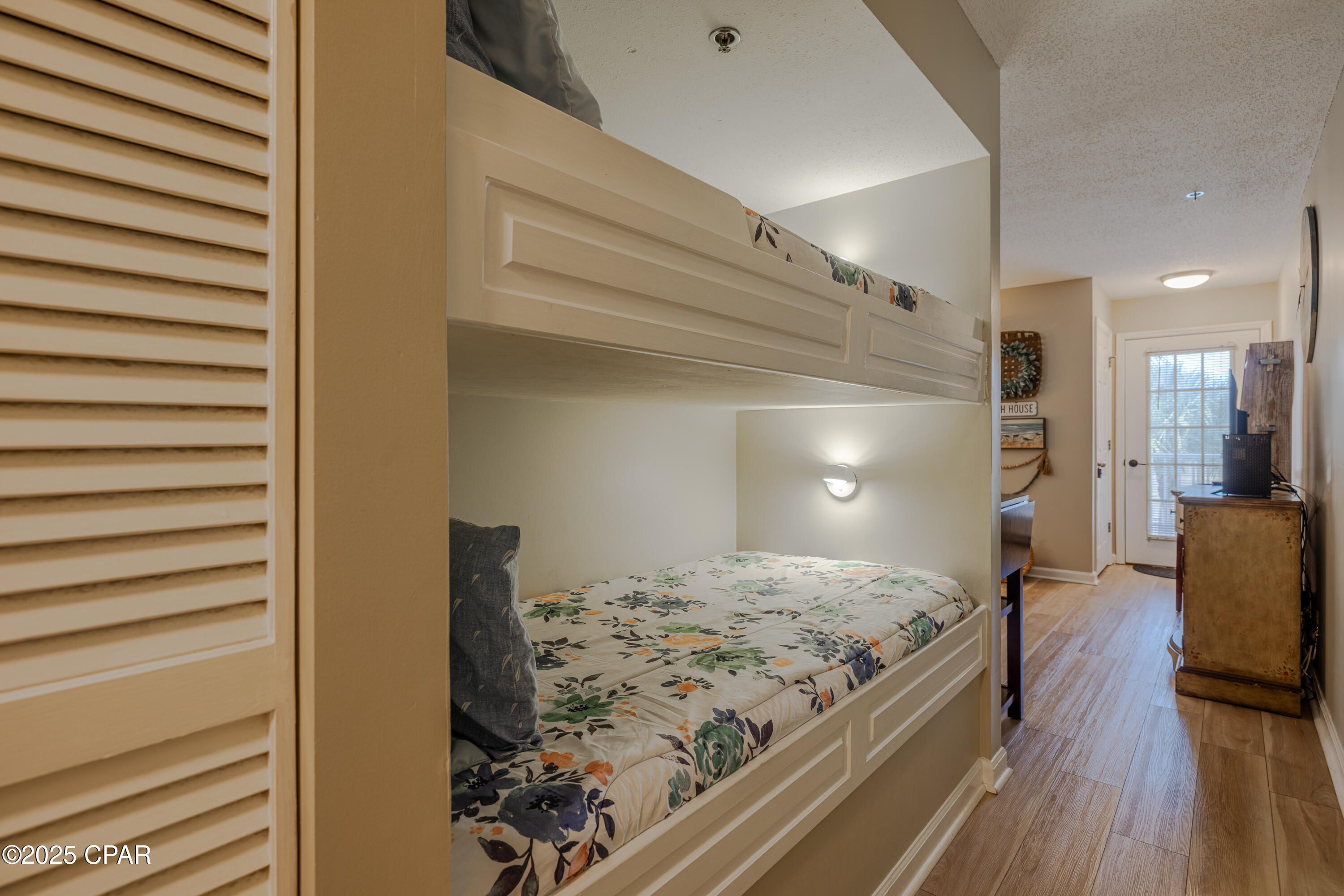 Horizon South XX - Residential