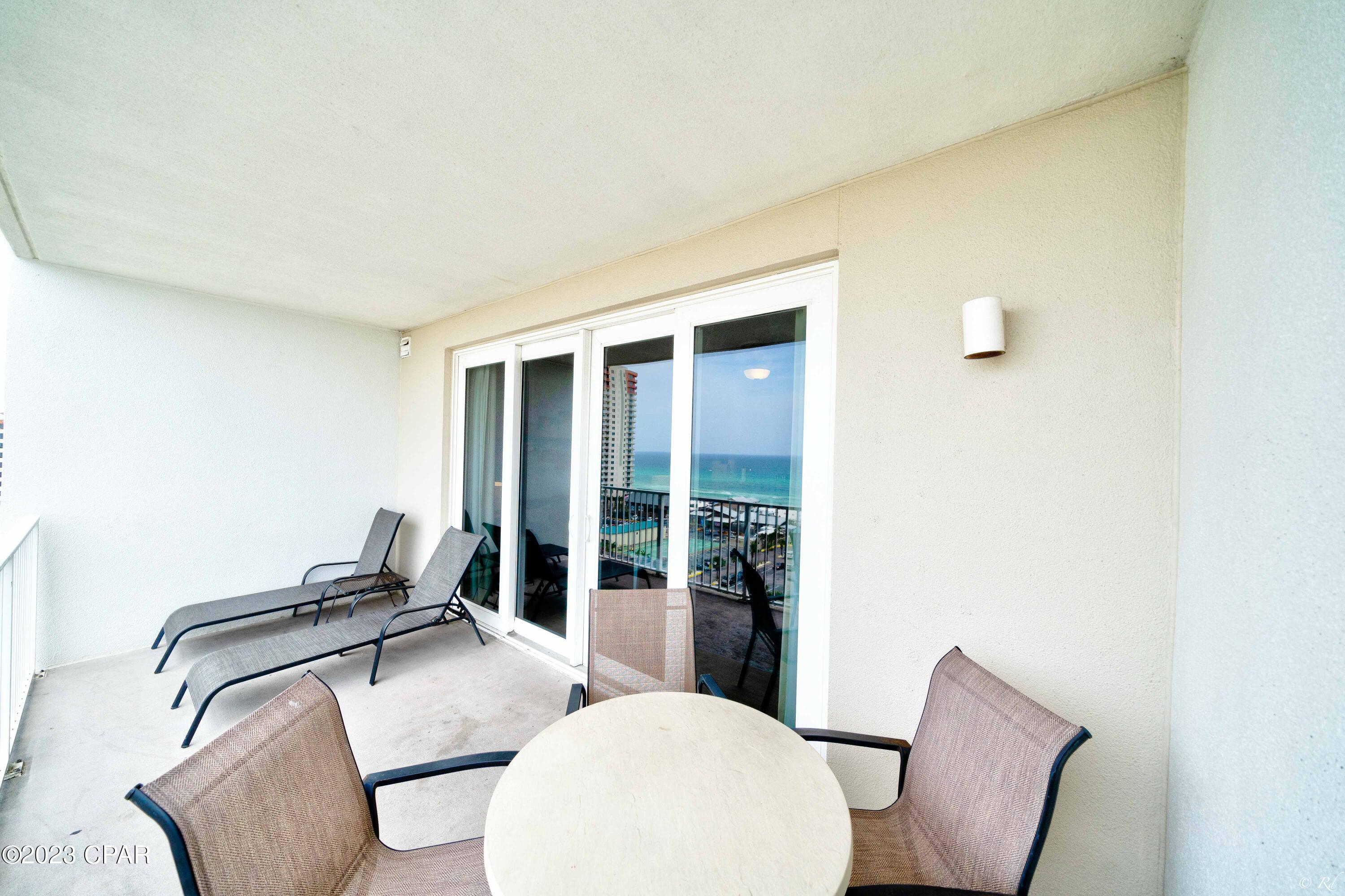 Laketown Wharf - Residential