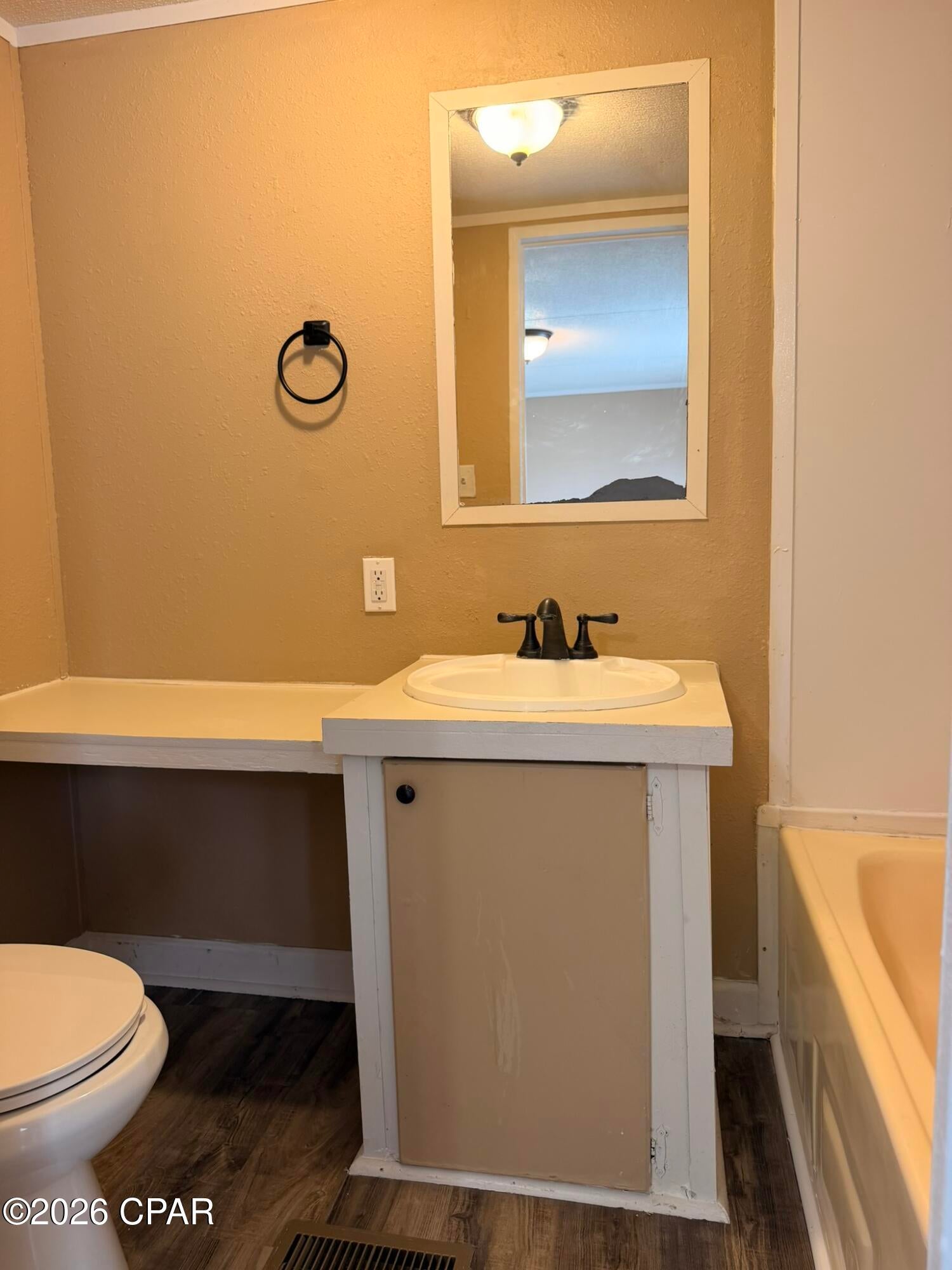 [No Recorded Subdiv] - Residential Lease