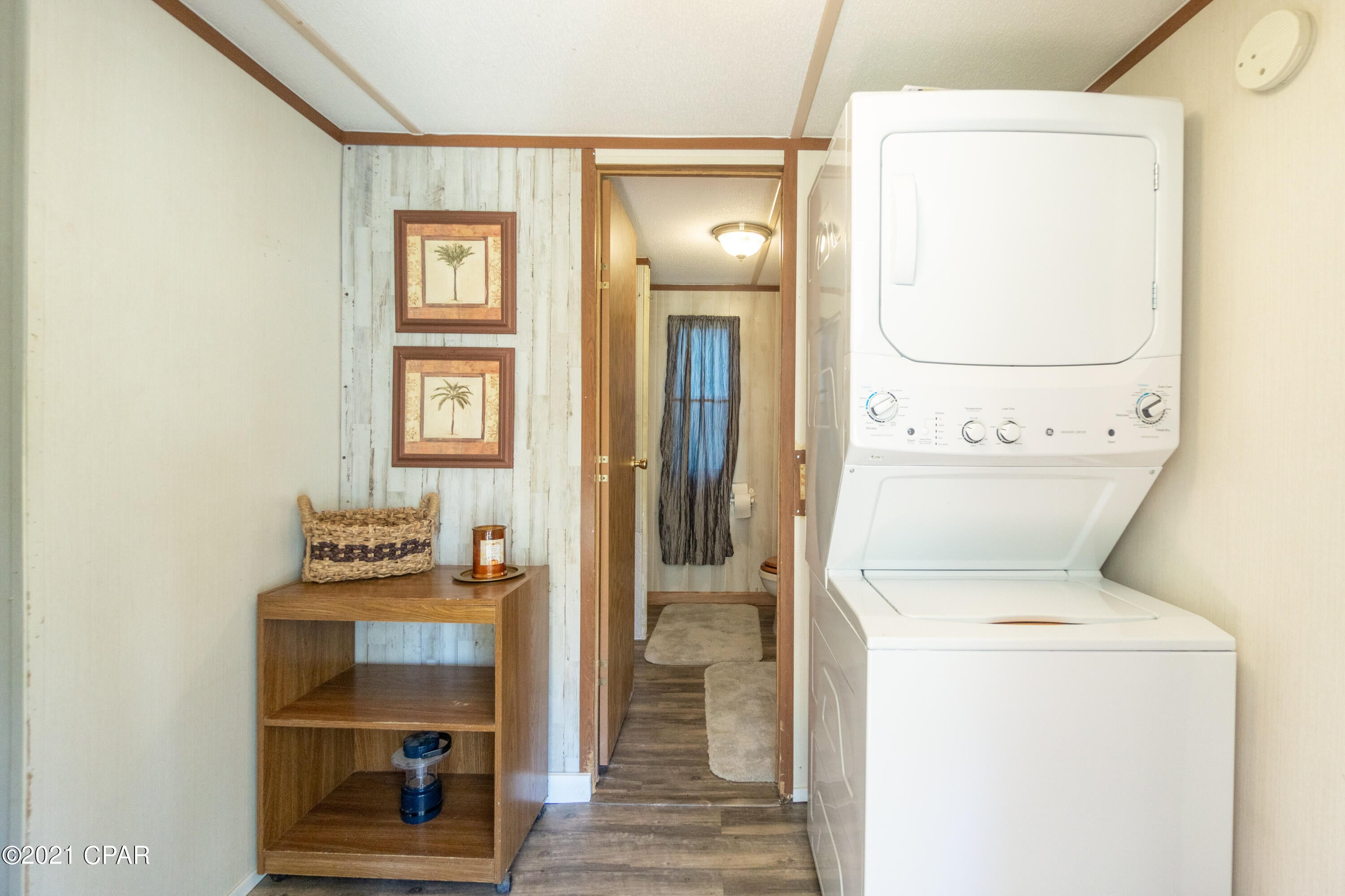 Porter Lake Retreat - Residential