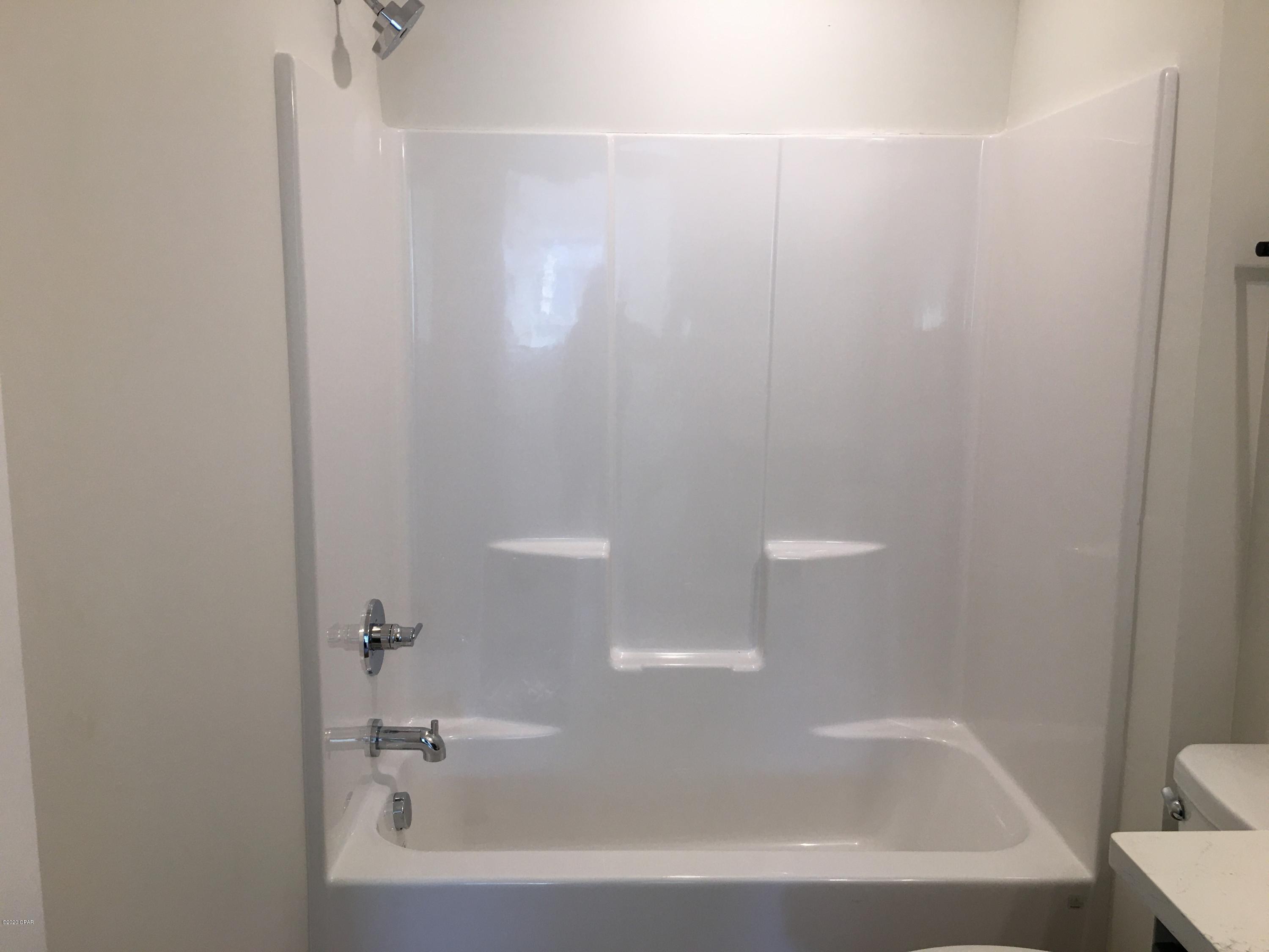 Aleczander Preserve - Residential Lease