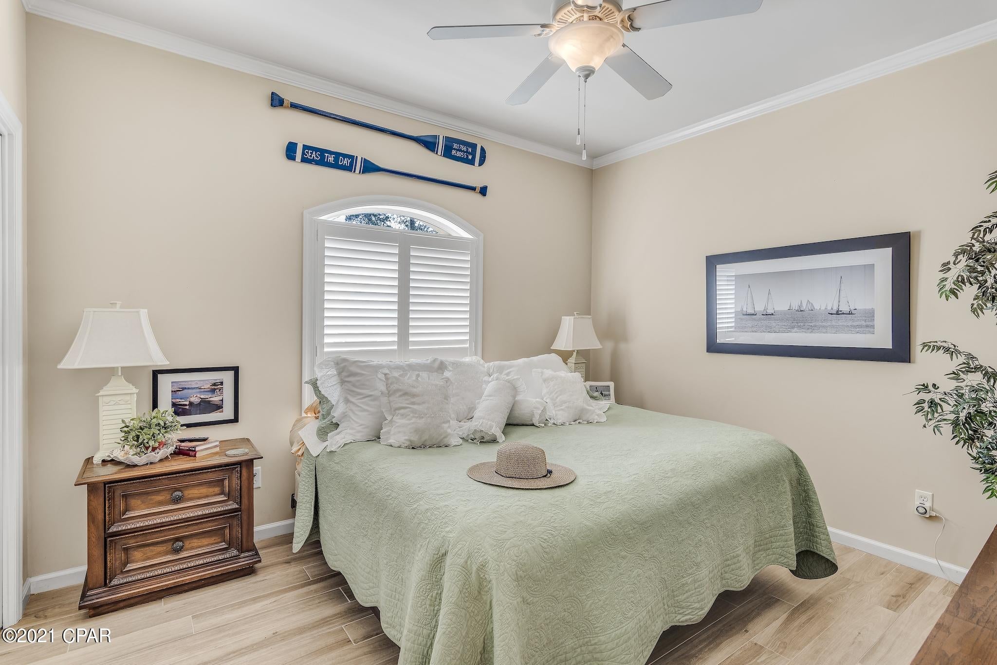 Colony Club - Residential