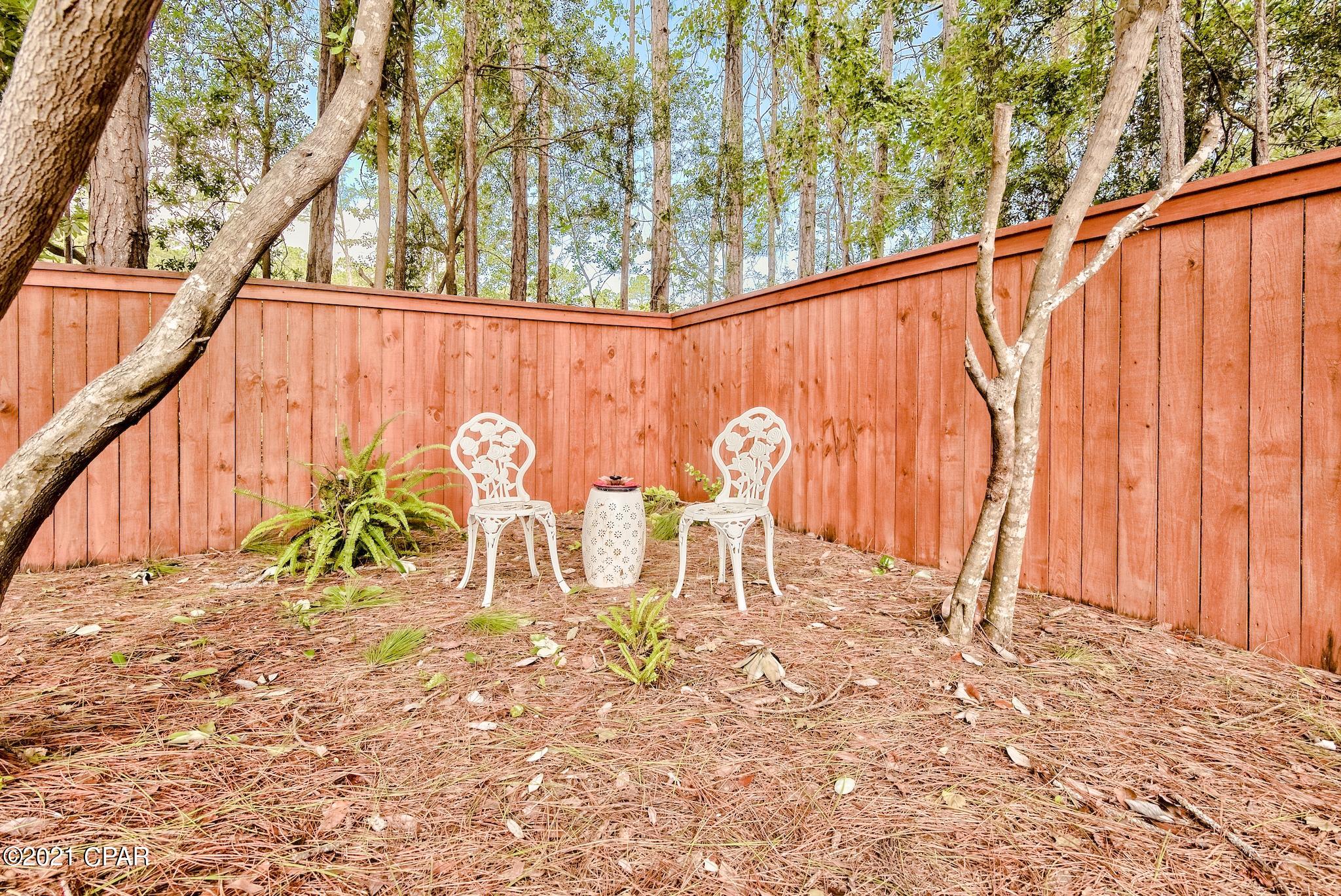 Colony Club - Residential