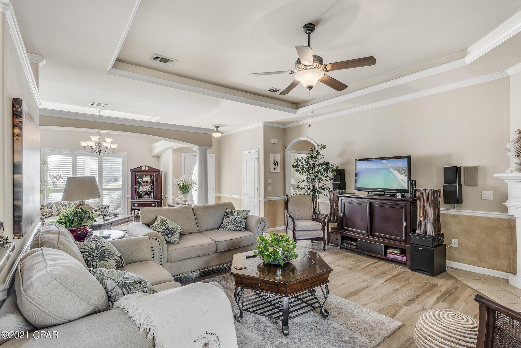 Colony Club - Residential