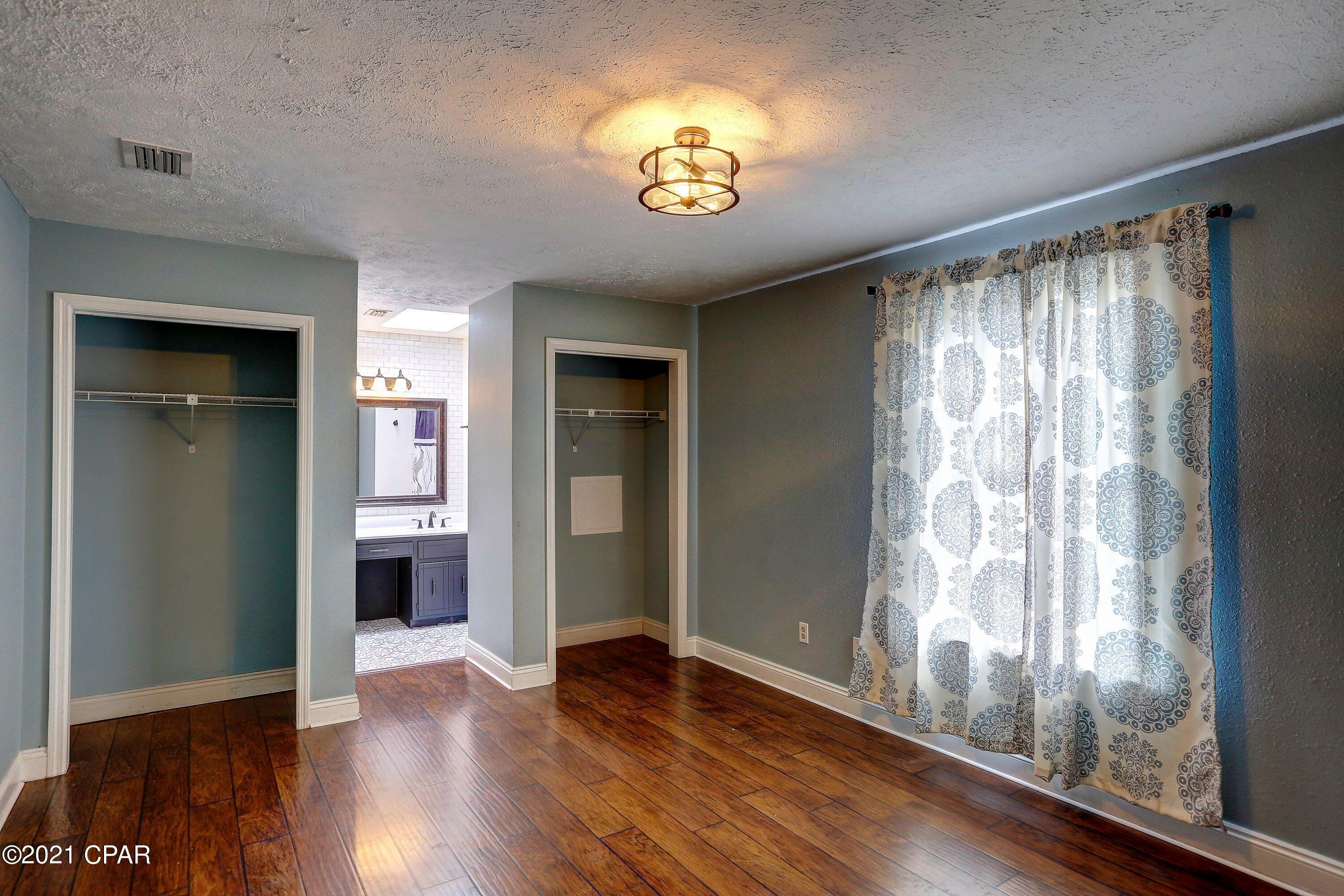 Derby Woods - Residential