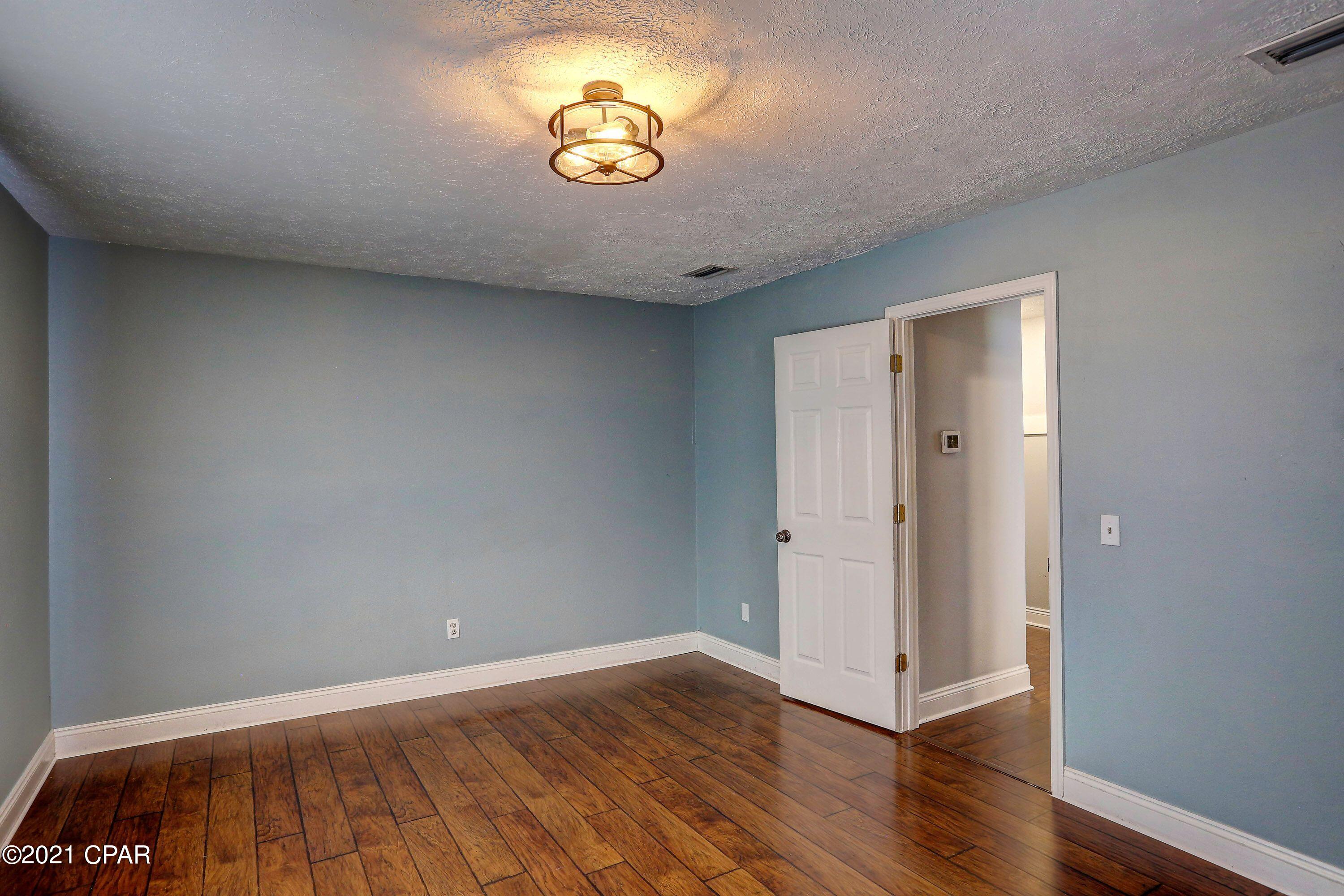 Derby Woods - Residential