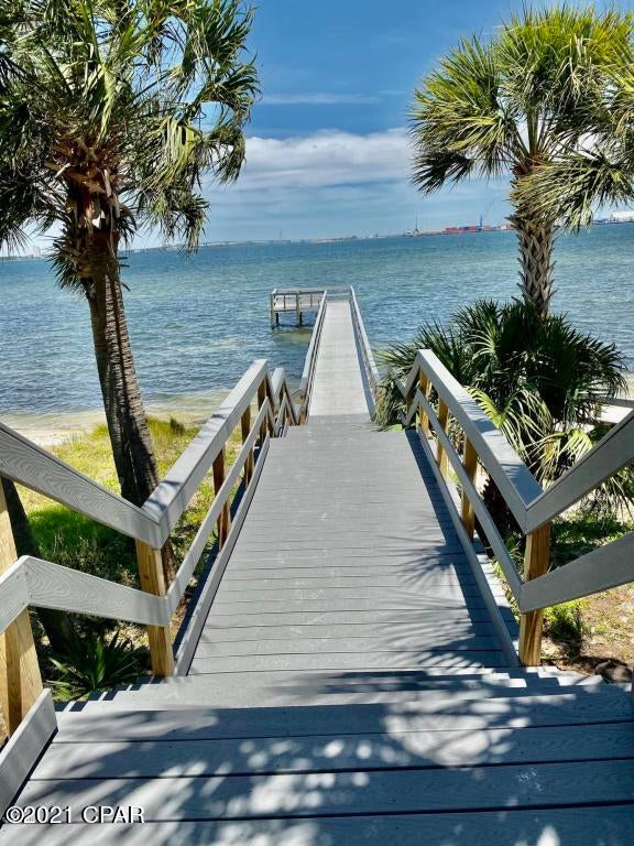 Magnolia Bay Club - Residential
