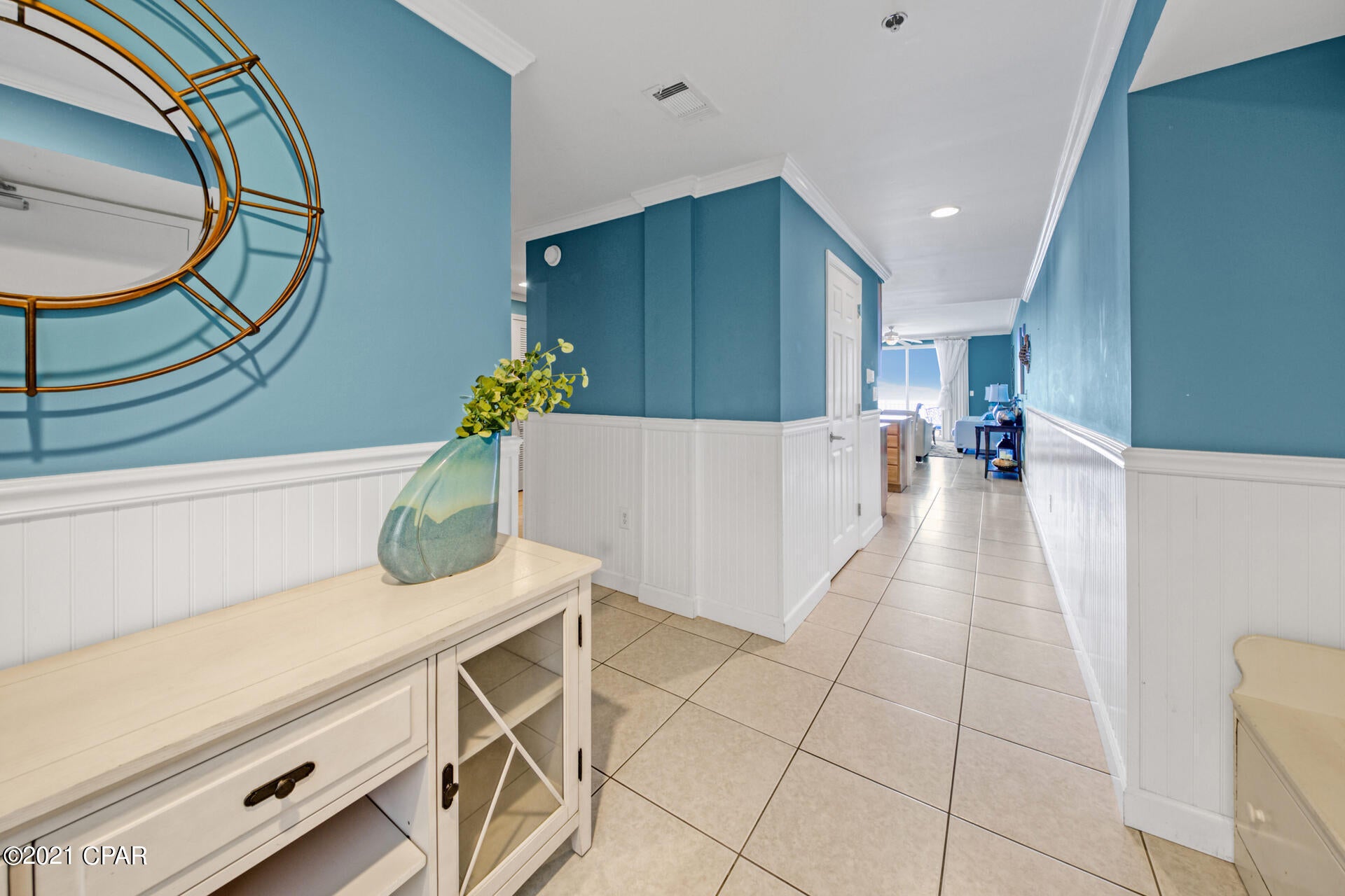 Splash Condo - Residential