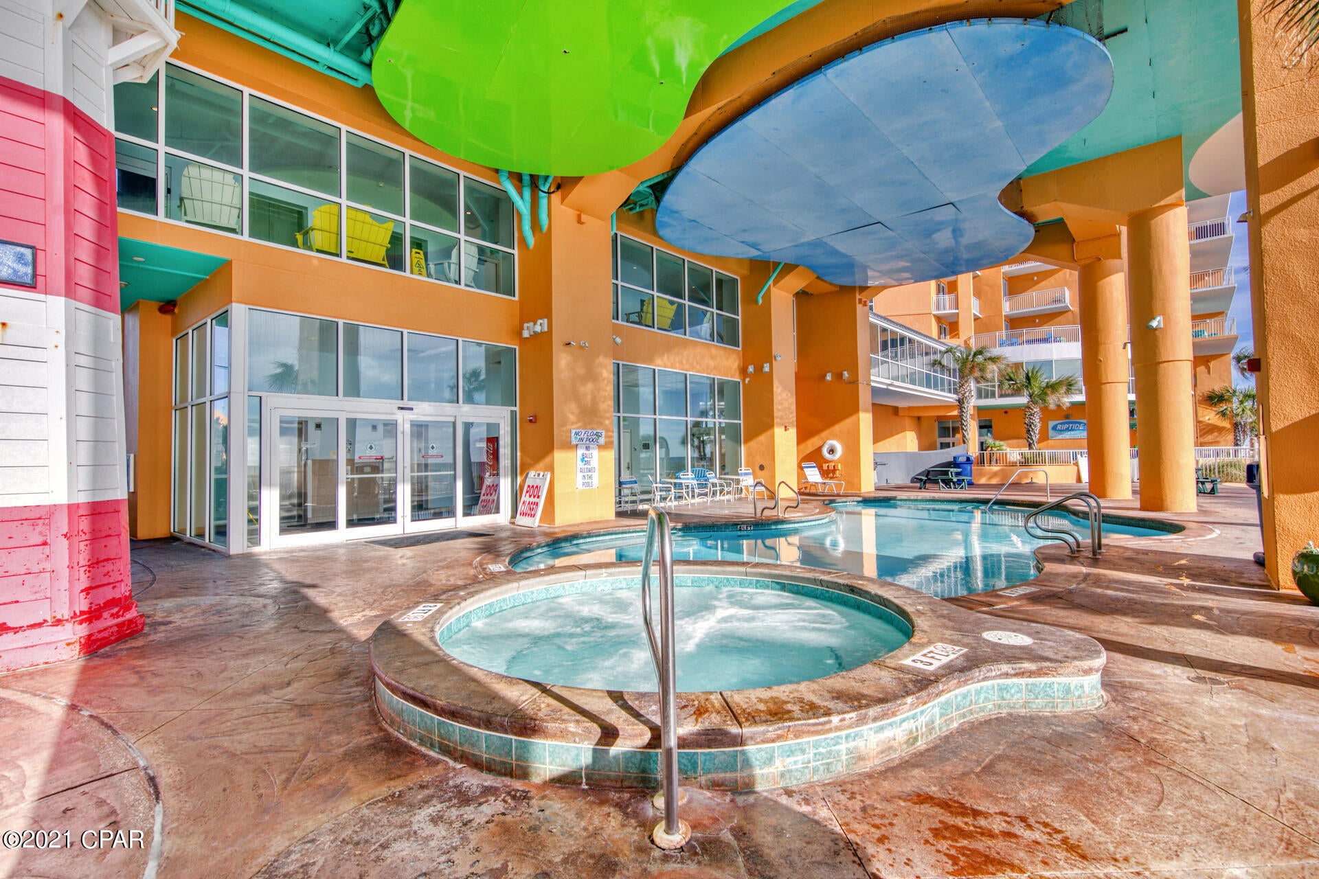 Splash Condo - Residential