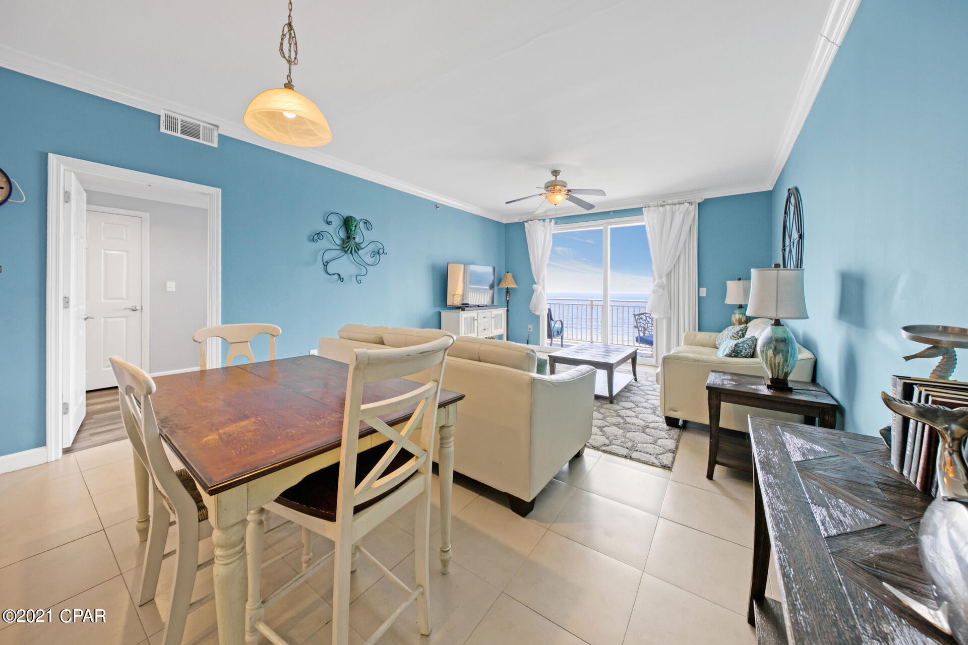 Splash Condo - Residential