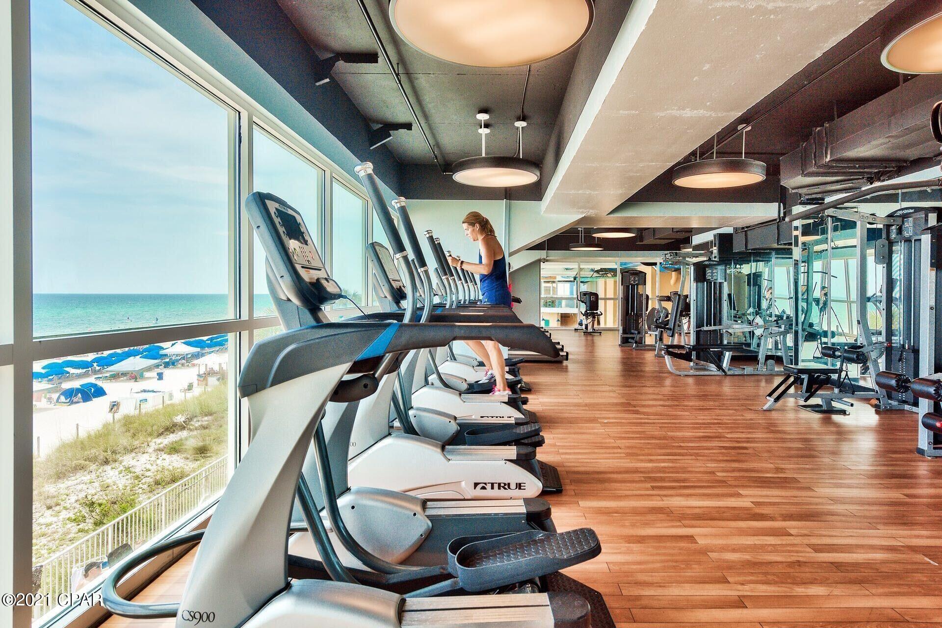 Splash Condo - Residential