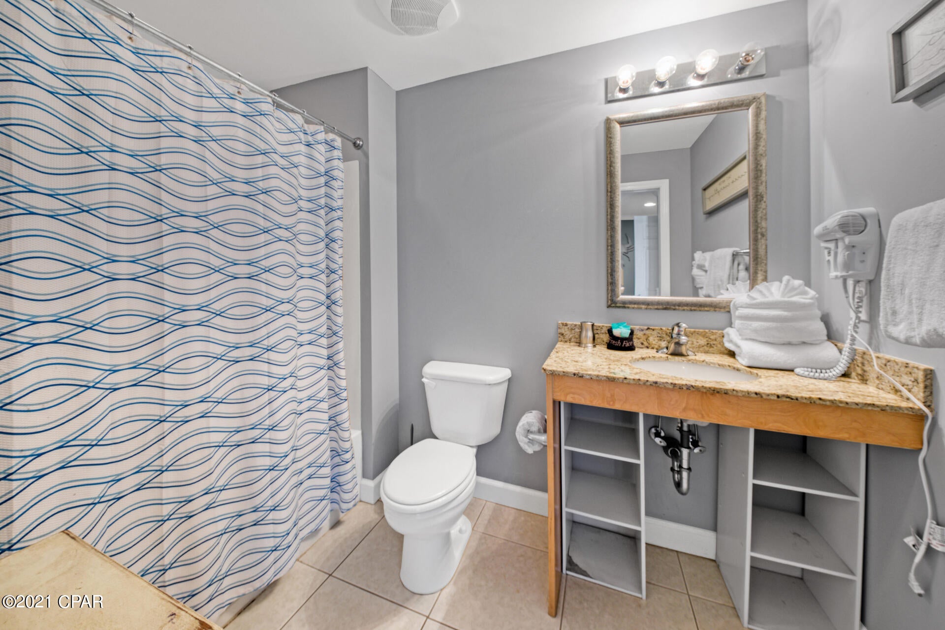 Splash Condo - Residential