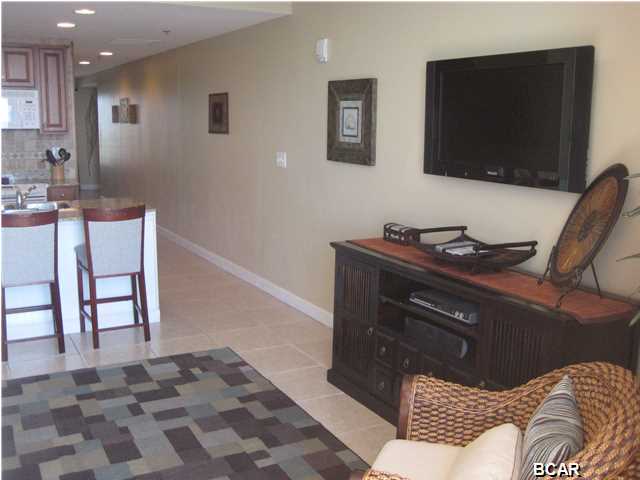 Splash Condo - Residential
