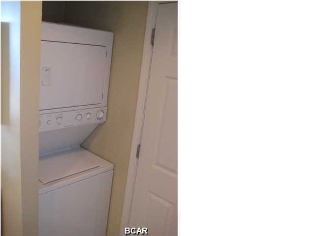 Splash Condo - Residential