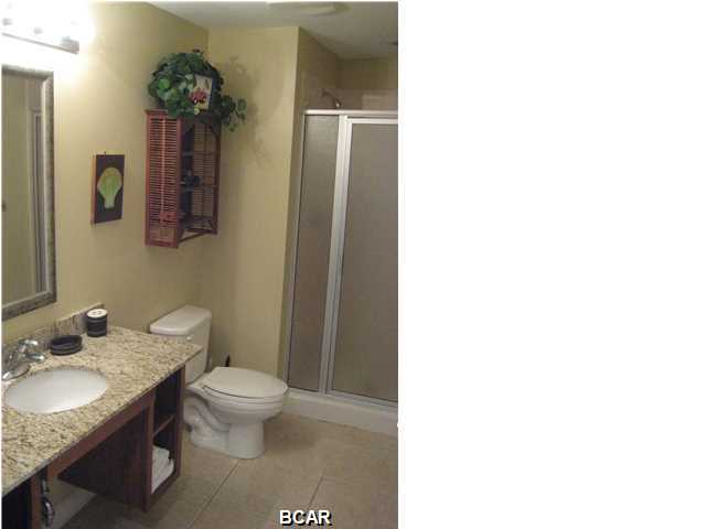 Splash Condo - Residential