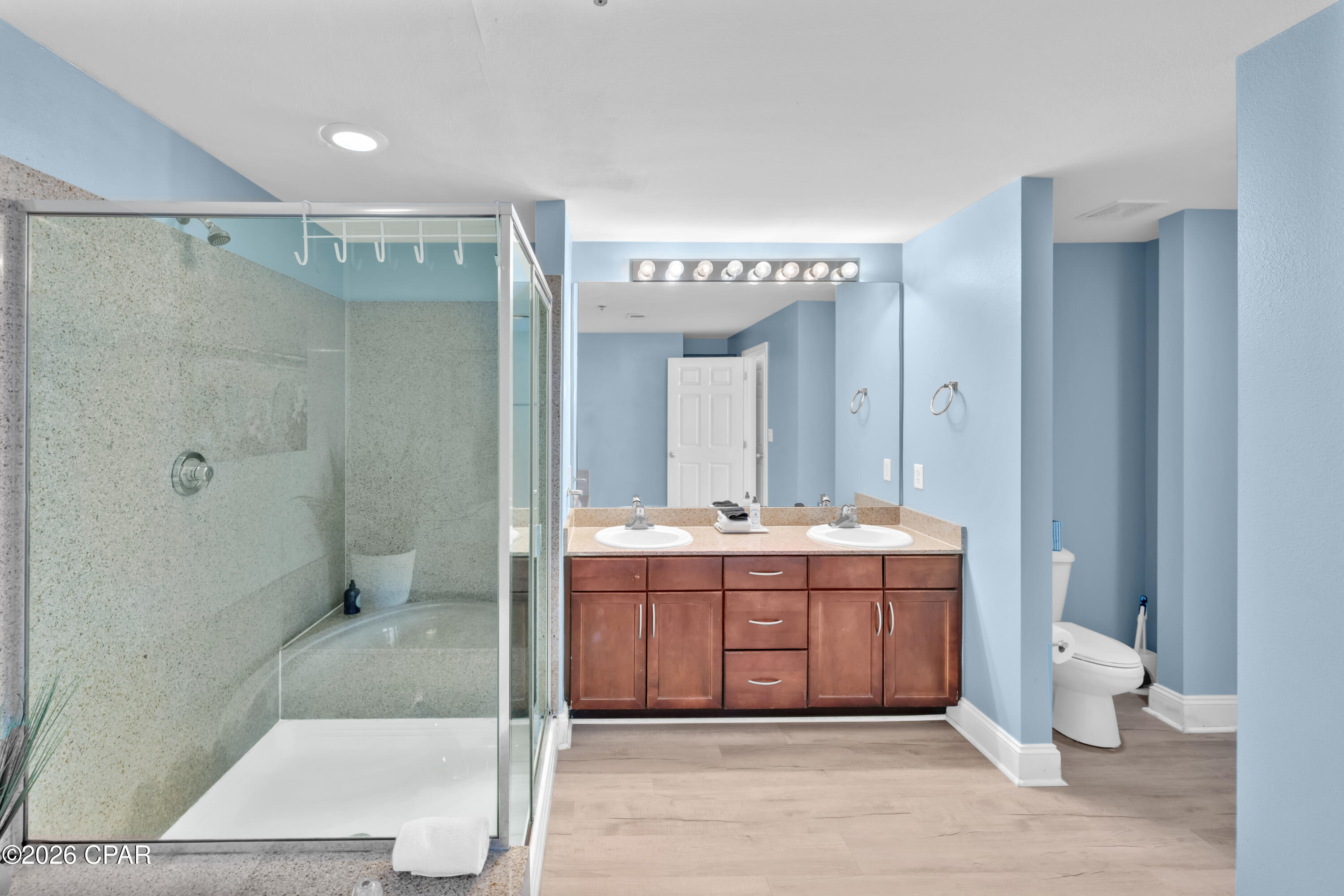 Laketown Wharf - Residential