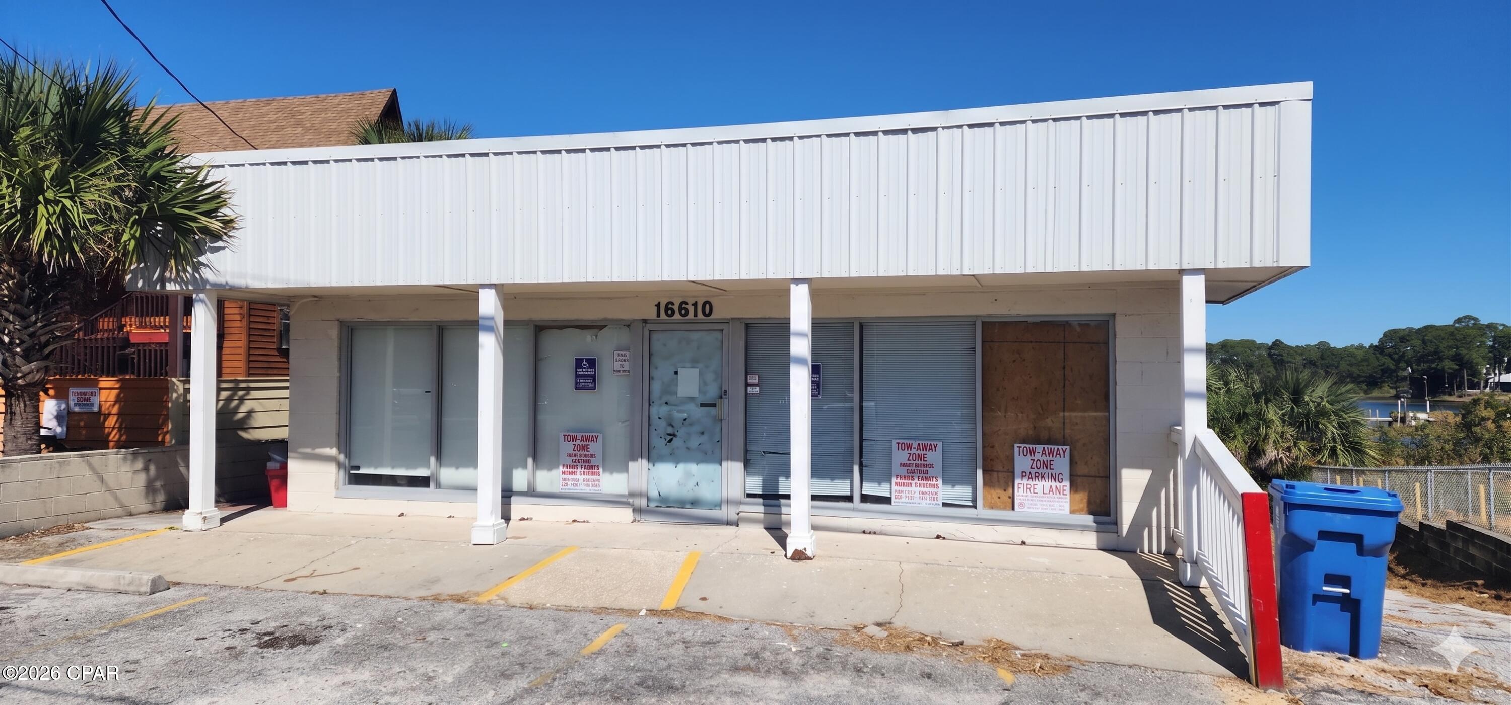 [No Recorded Subdiv] - Commercial Sale