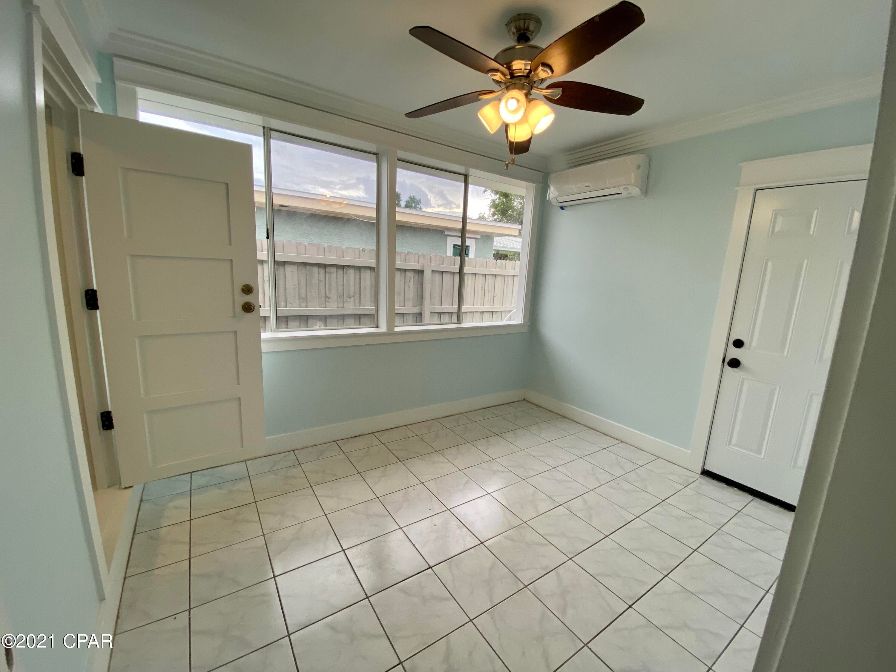 El Centro Beach - Residential