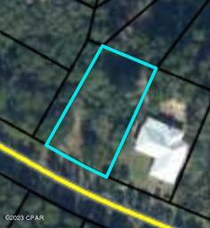 Great lot to build your home in Sunny Hills! Virtually waterfront, as you have access to Boat Lake via the Deltona property that abuts the back edge of this lot. Enjoyable, quiet neighborhood. Sunny Hills is growing, growing, growing, so many believe values will continue upward. Plus, so much to offer in the part of Florida. Sunny Hills is close to PC, PCB, and lots of wonderful recreational springs, and fishing ponds and lakes. Right in Sunny Hills we have Wilder Skate park and Pavillion, plus popular Boat Lake Swimming & Recreation Park. Come join us! No required HOA, but every owner in Sunny Hills pays approx. $33.50/YEAR in taxes. We have a 5-member volunteer MSBU board (Multi-Services-Benefits-Unit) who vote on how to appropriate that tax money towards infrastructure such as paving the roads, lights, fountain, lawn maintenance, and they present the decisions to the county for approval.