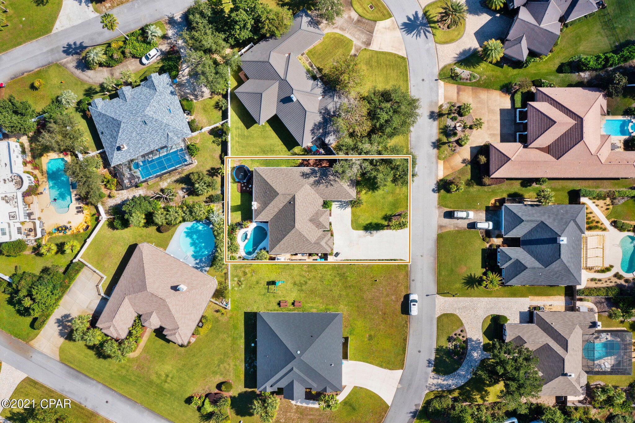 Legend Lakes - Residential