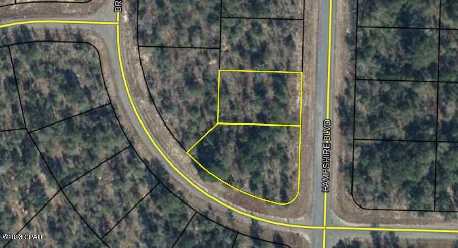 Power lines are on this street!! Seller has 2 adjacent lots to sell...this one (lot 9) and a corner (lot 10), side by side...see additional lot, listed separately. Nice building lots for single-family homes in the quickly growing subdivision of Sunny Hills!! ...what are you waiting for...Sunny Hills boasts the magnificent Sunny Hills Golf and Country Club!! No time frame to build in...homes only subdivision, no mobile homes...no HOA!! Come build your dream home now!! Don't miss out, call today!!! This seller wants to sell both of these together please.