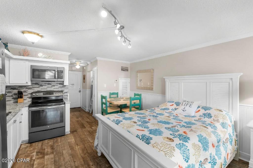 Top Of The Gulf Condo. - Residential