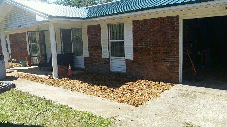 Brand New Roof, Brand new Water heater, nearly new refrigerator, brick house, with fenced back yard on all a great street across the road from waterfront homes.  This house has already been appraised this year for more than $140k.  This house a great Florida room with a beautiful back yard. Fire place in the family room. Extra living room and dining room.  Ready to move in.