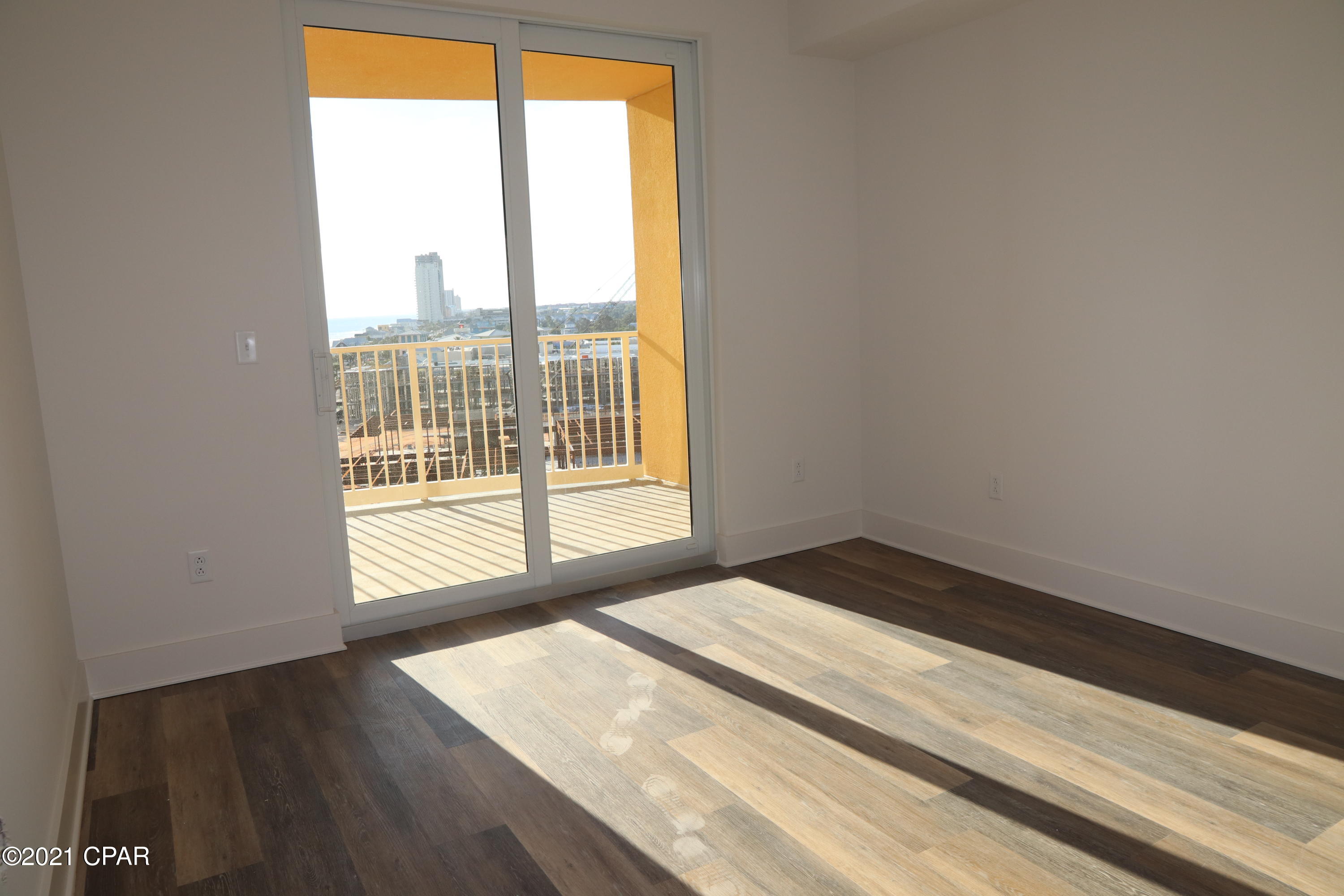 Calypso Towers III - Residential