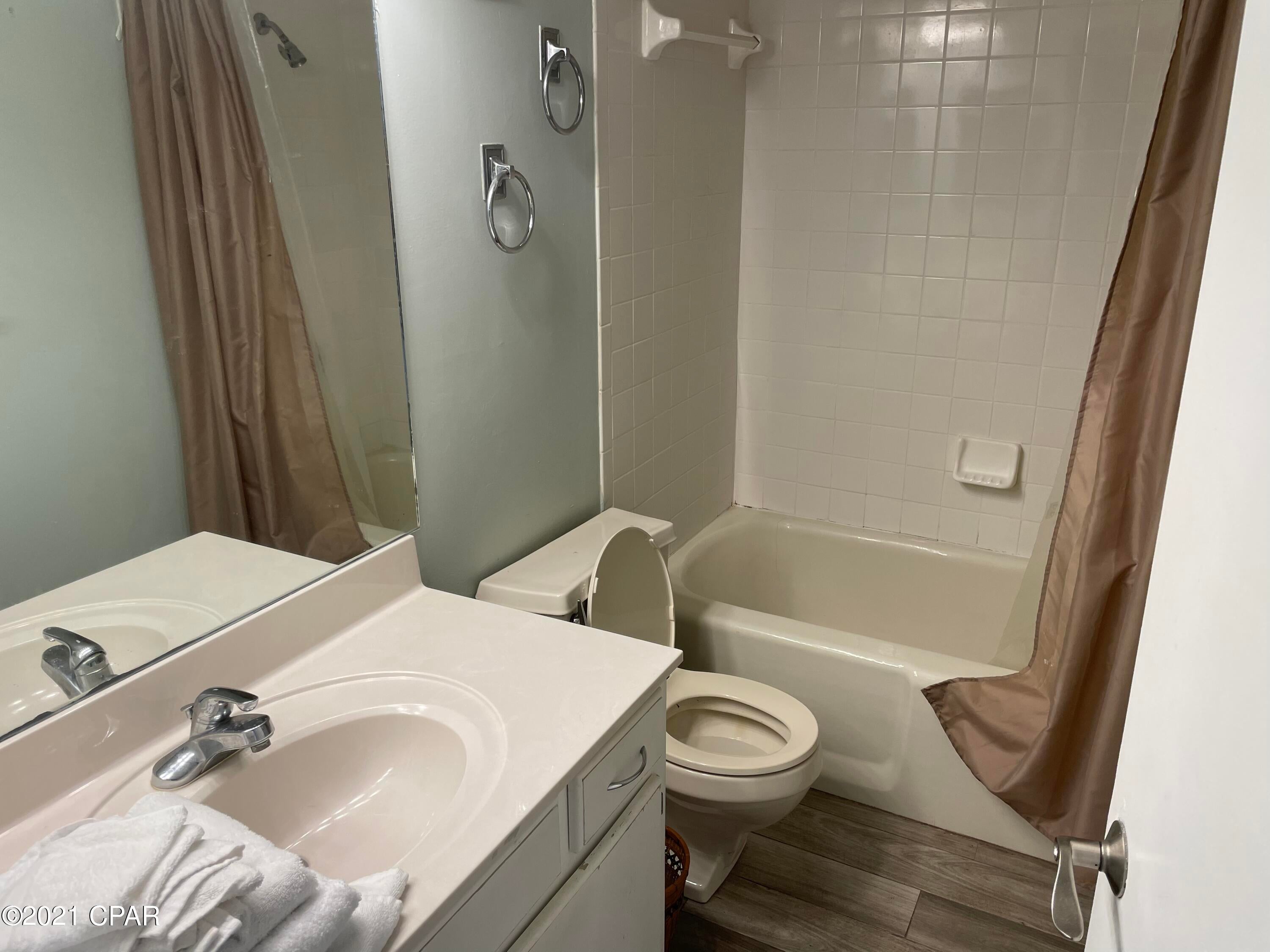 Regency Towers - Residential