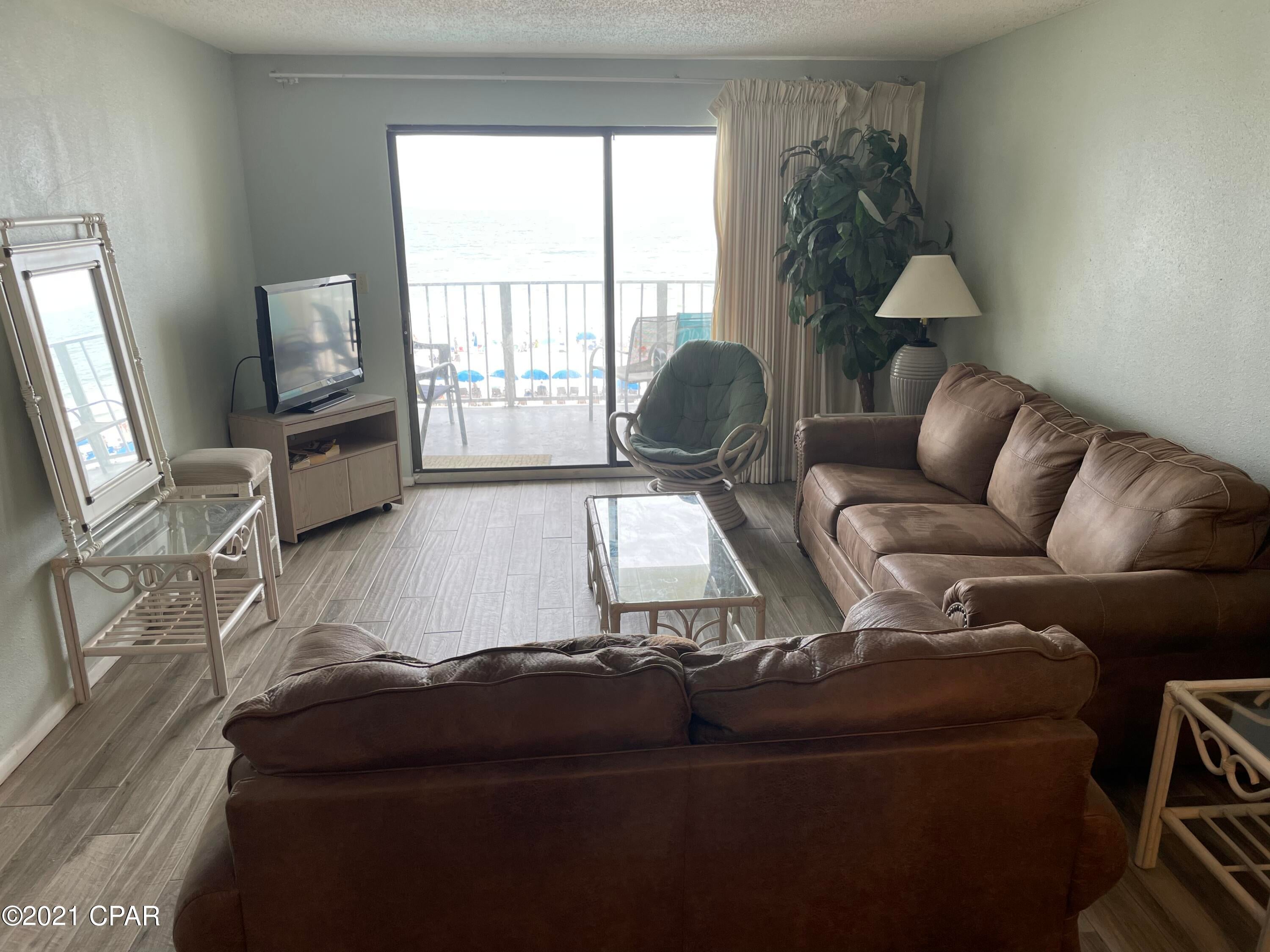 Regency Towers - Residential