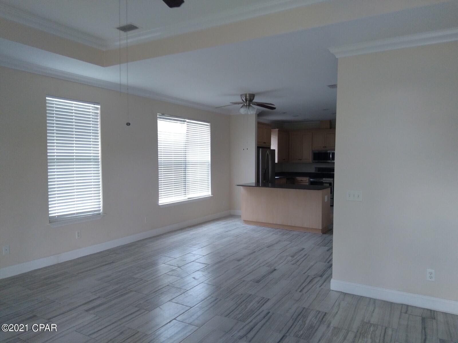 Bay Park Manor - Residential