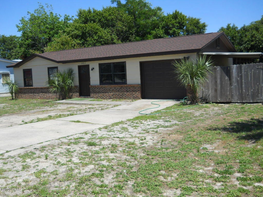[No Recorded Subdiv] - Residential Lease