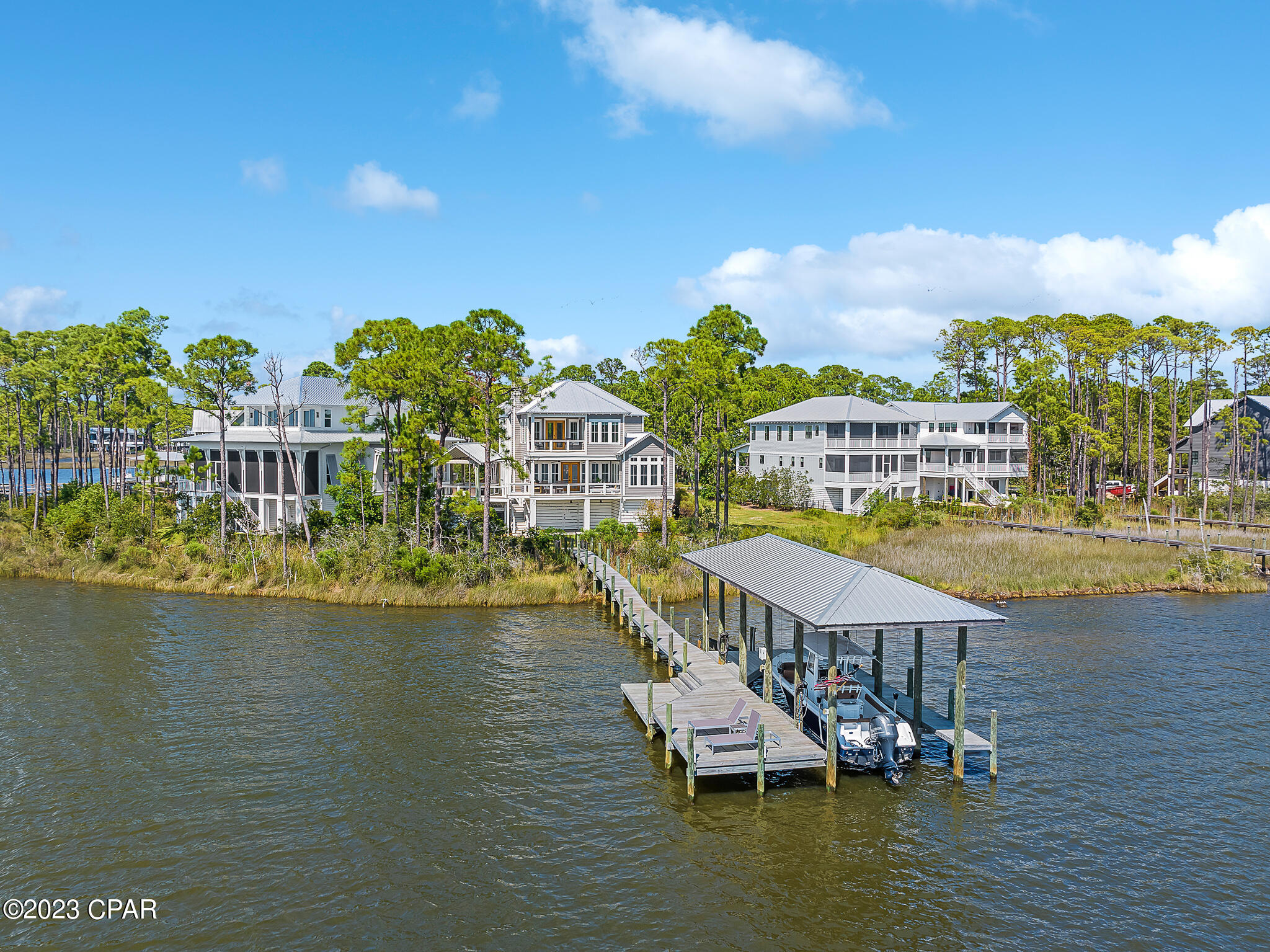 Cessna Landing - Residential