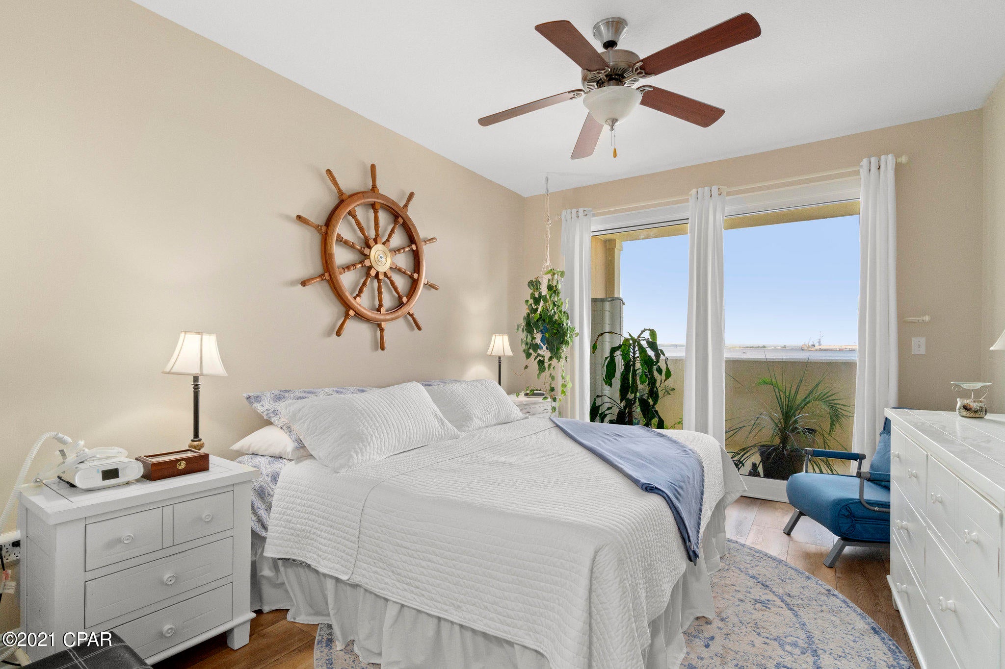 Magnolia Bay Club - Residential