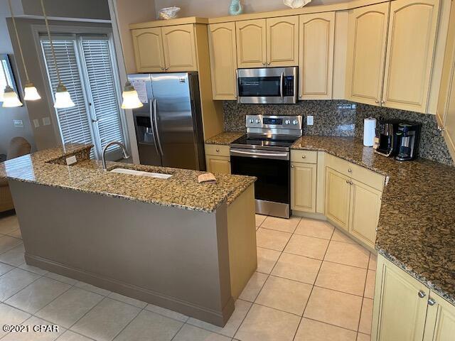 Laguna Beach Estates 2nd Add - Residential