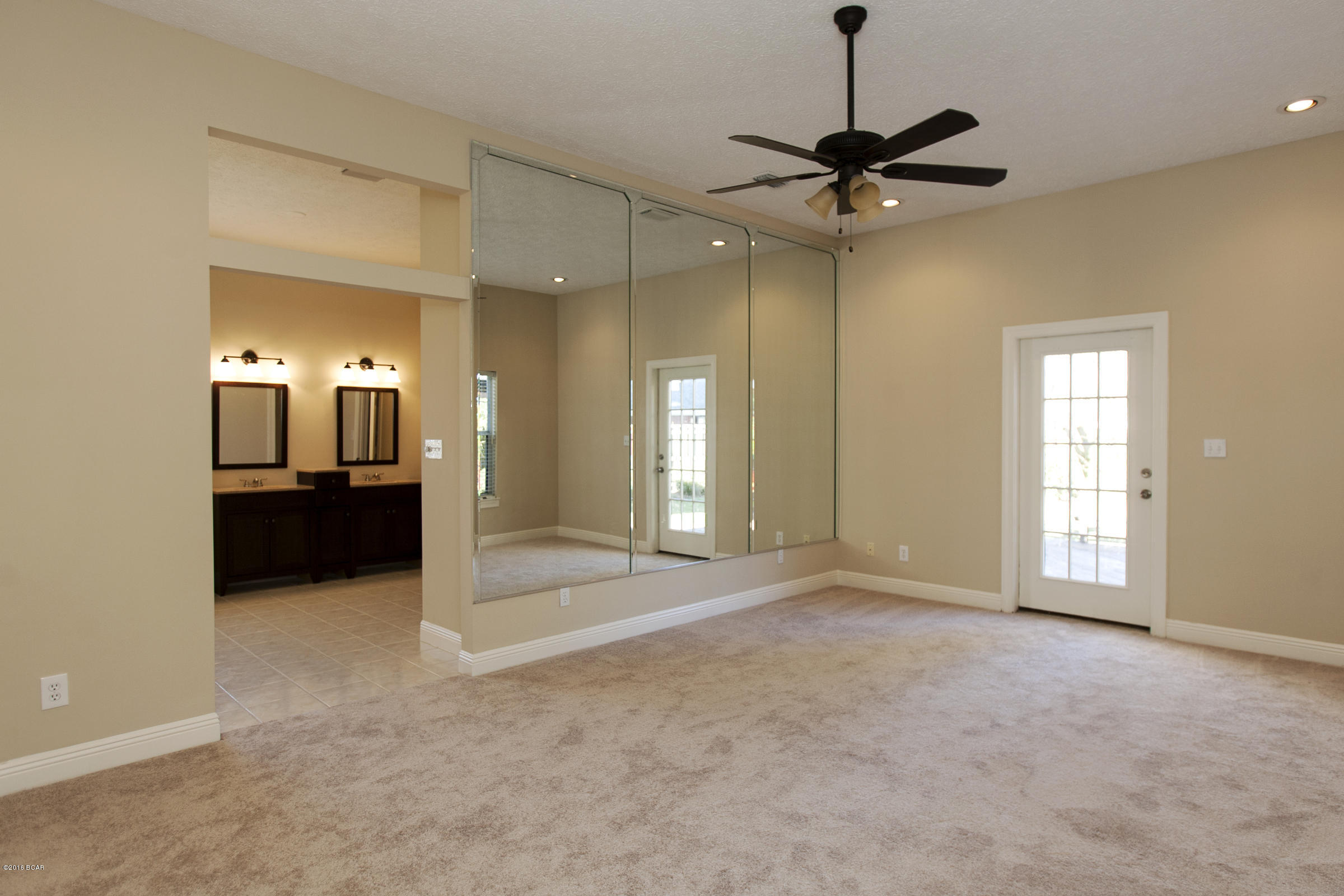 Colony Club Hrbr Ph 3 - Residential