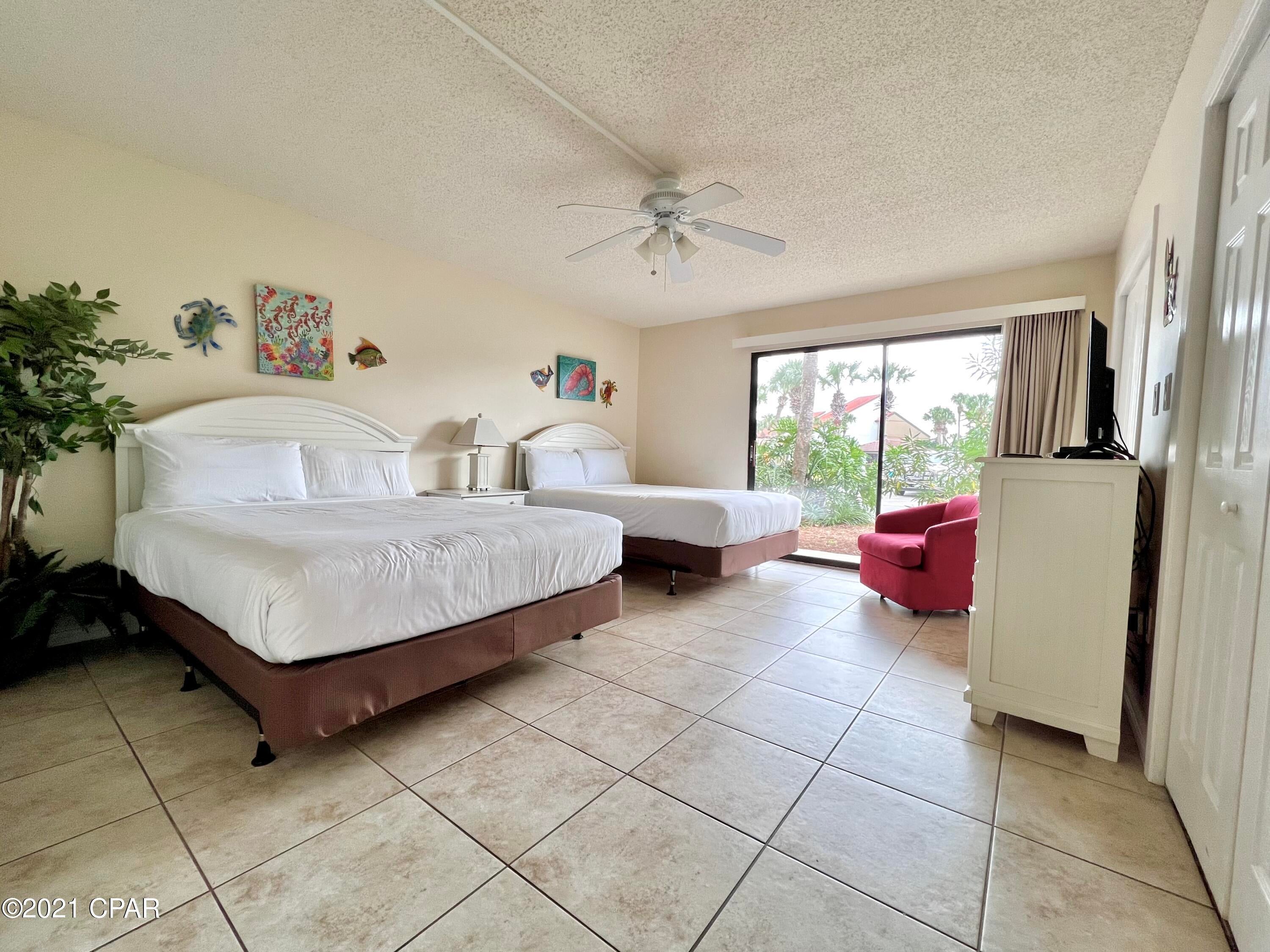 Edgewater Golf Villas V-A - Residential